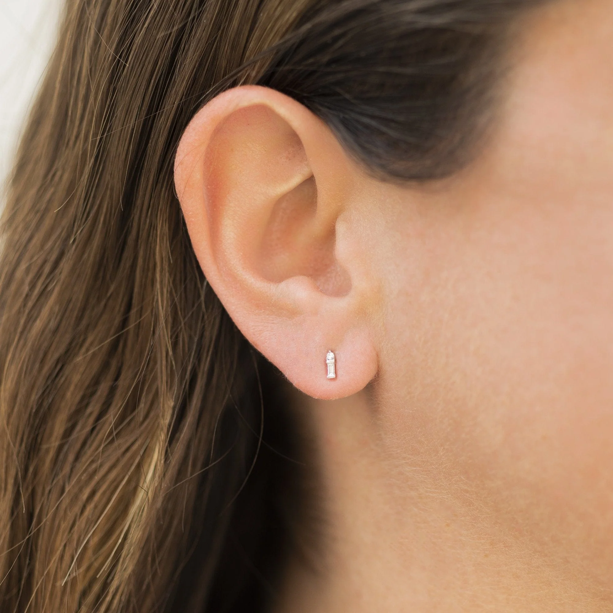 14K White Gold Baguette Diamond Stud Earrings - Image 2