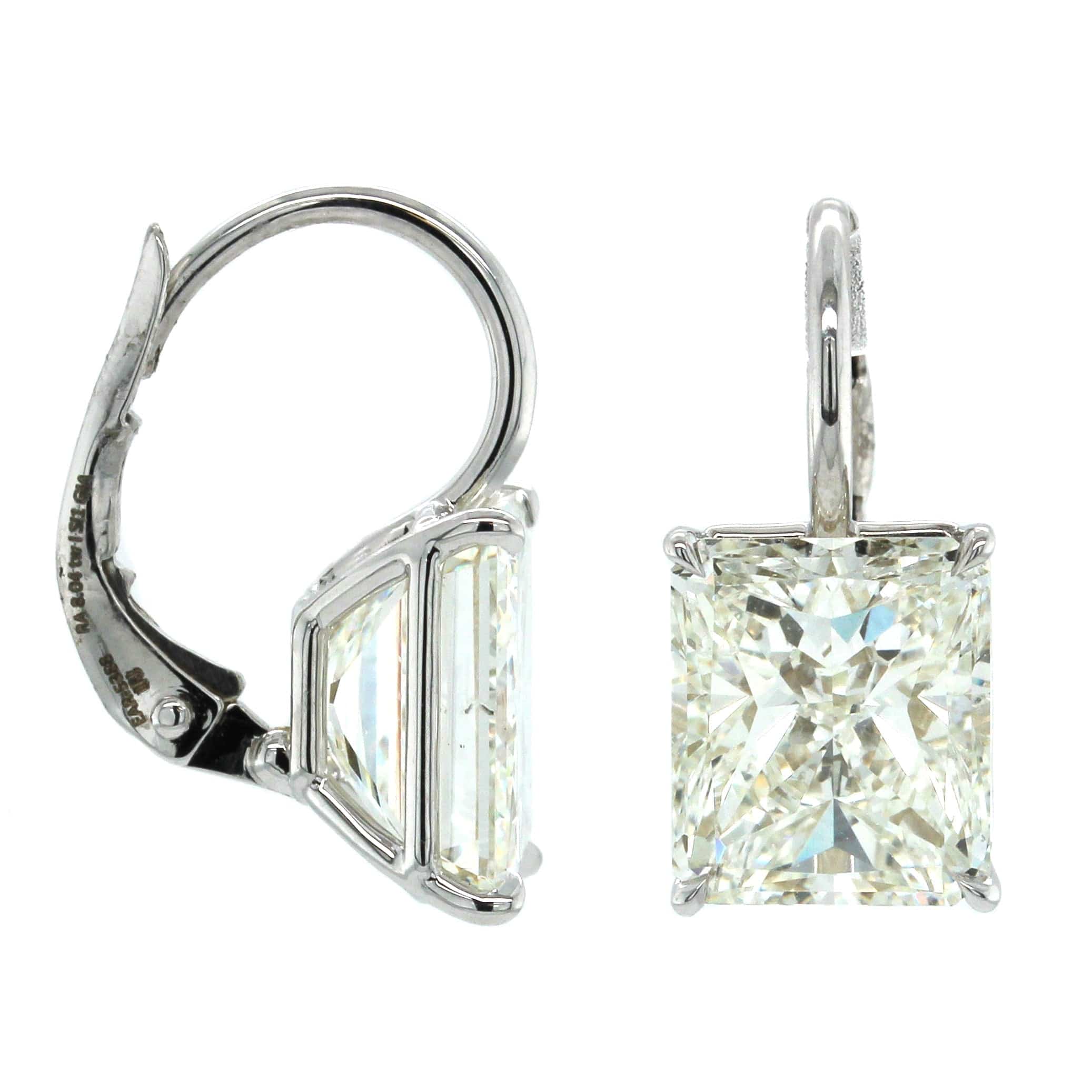 18K White Gold Radiant Cut Diamond Drop Earrings - Image 3