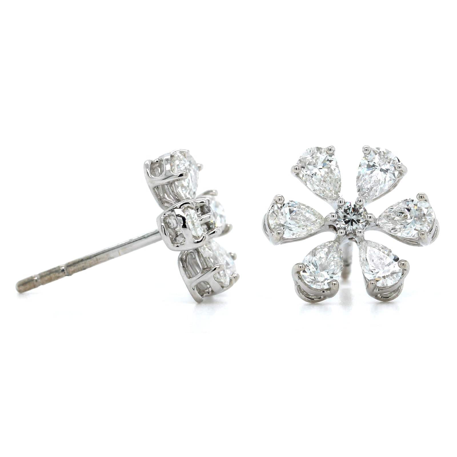 18K White Gold Flower Diamond Stud Earrings