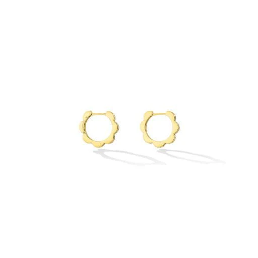 CADAR 18K Yellow Gold White and Black Diamond Reversible Huggie Earrings - Image 4