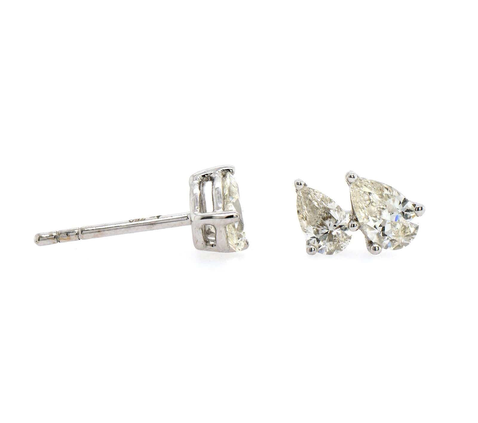 18K White Gold and Pear Diamond Studs - Image 3