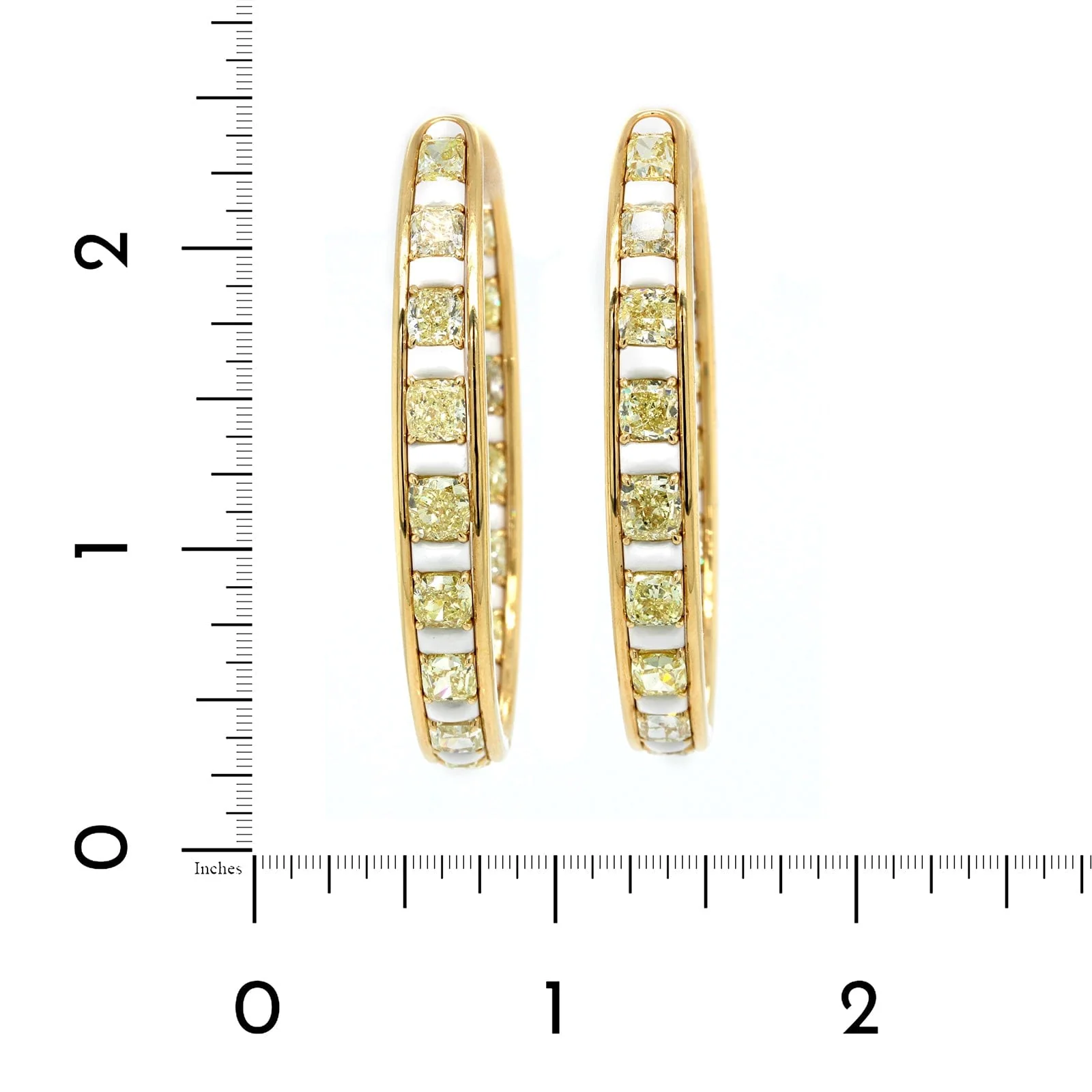 Etho Maria 18K Yellow Gold and Diamond Hoop Earrings - Image 2