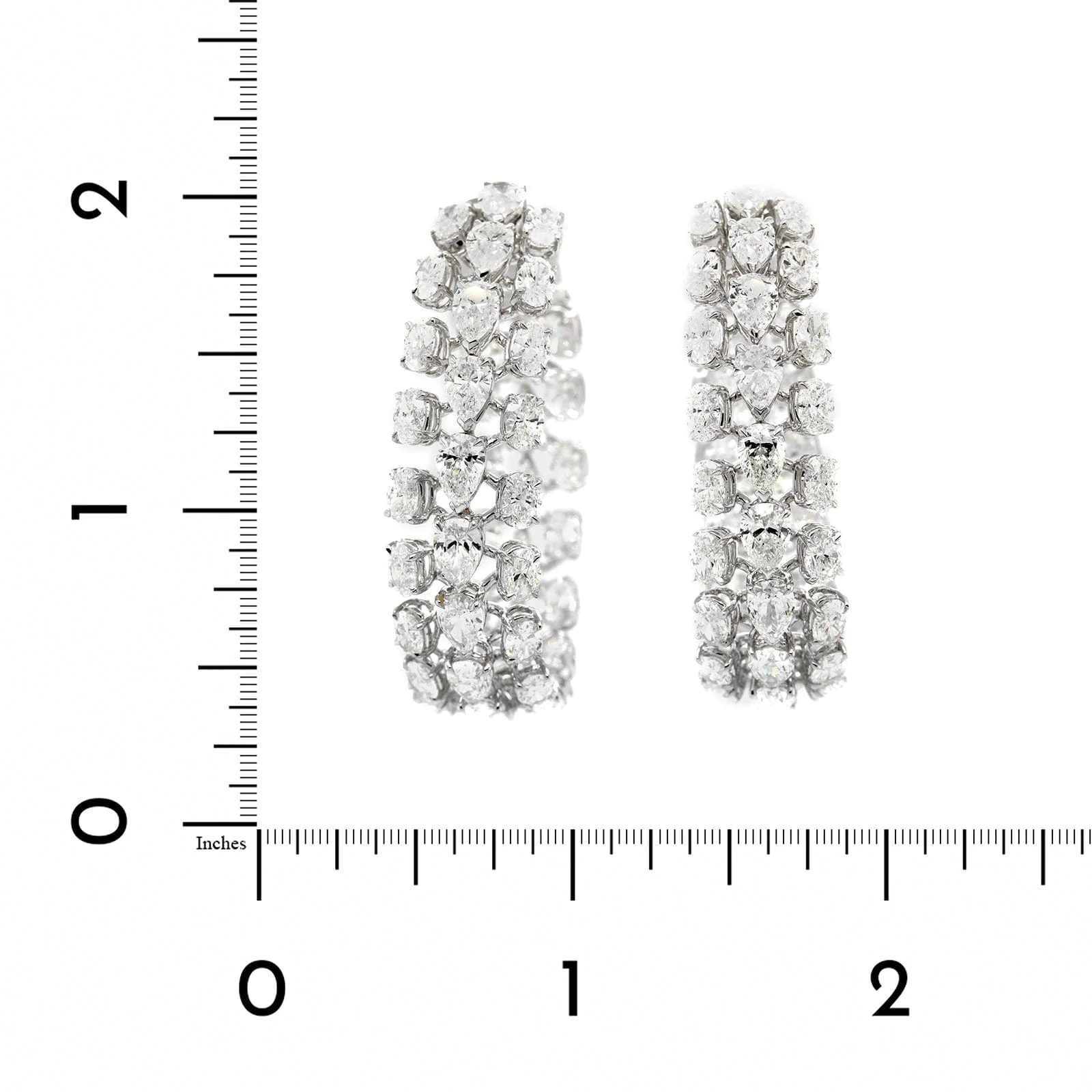 Etho Maria 18K White Gold and Diamond Hoop Earrings - Image 2