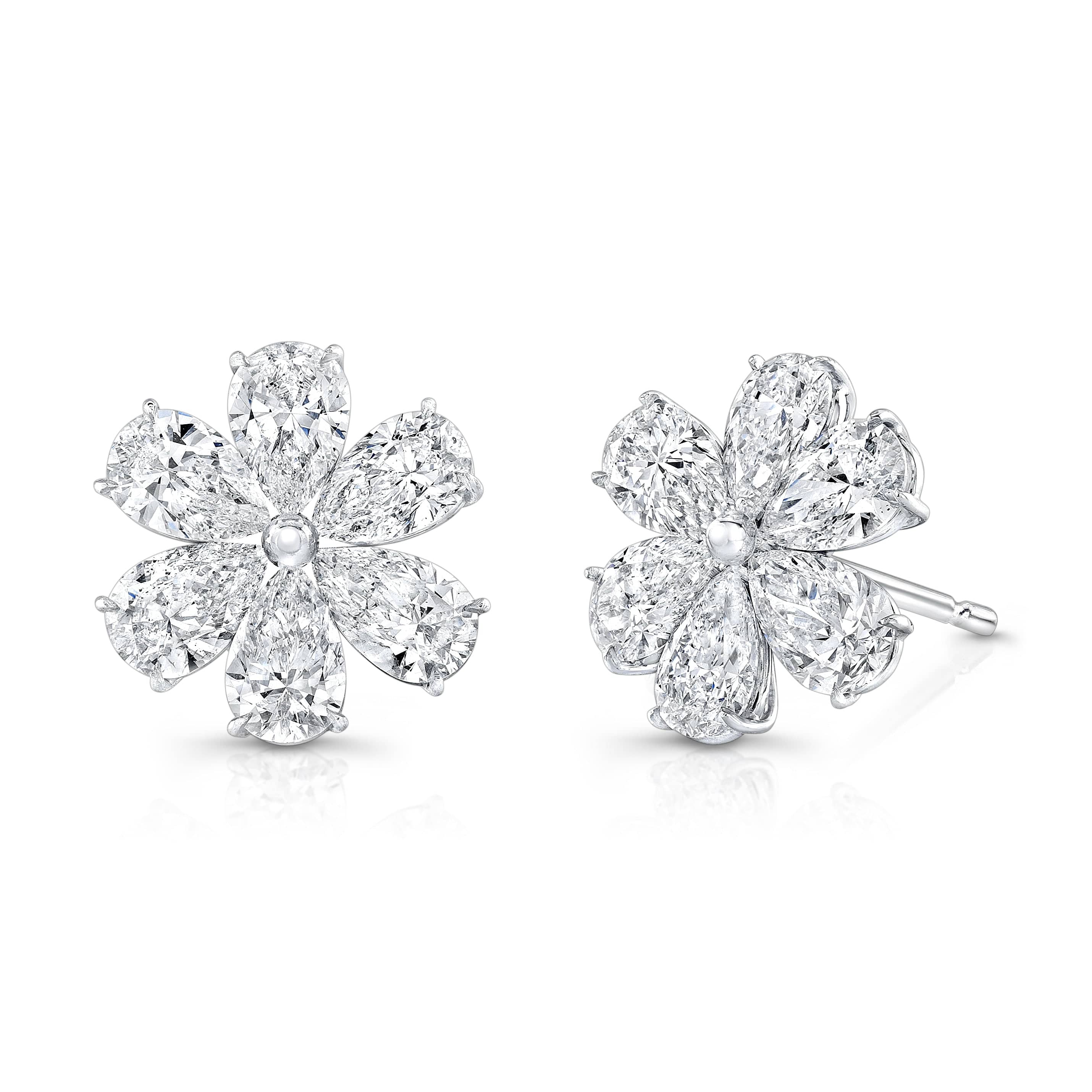 18K White Gold Pear Shaped Diamond Flower Motif Stud Earrings