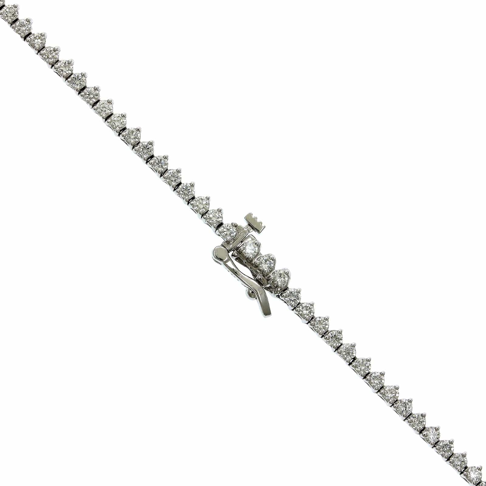 18K White Gold Graduated Diamond Tennis Necklace - Image 4