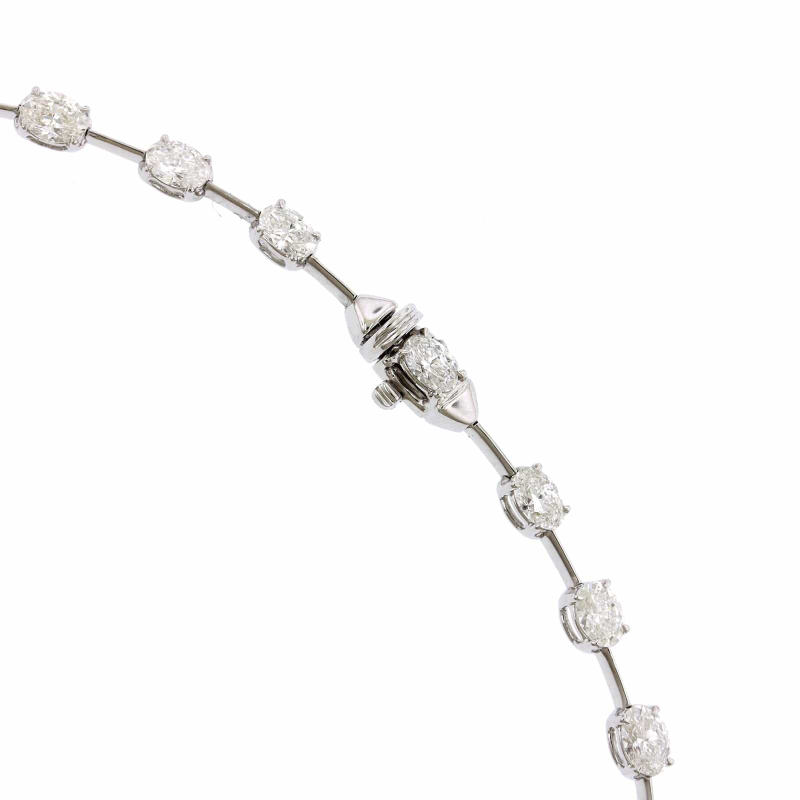 Etho Maria 18K White Gold Oval Diamond Necklace - Image 3