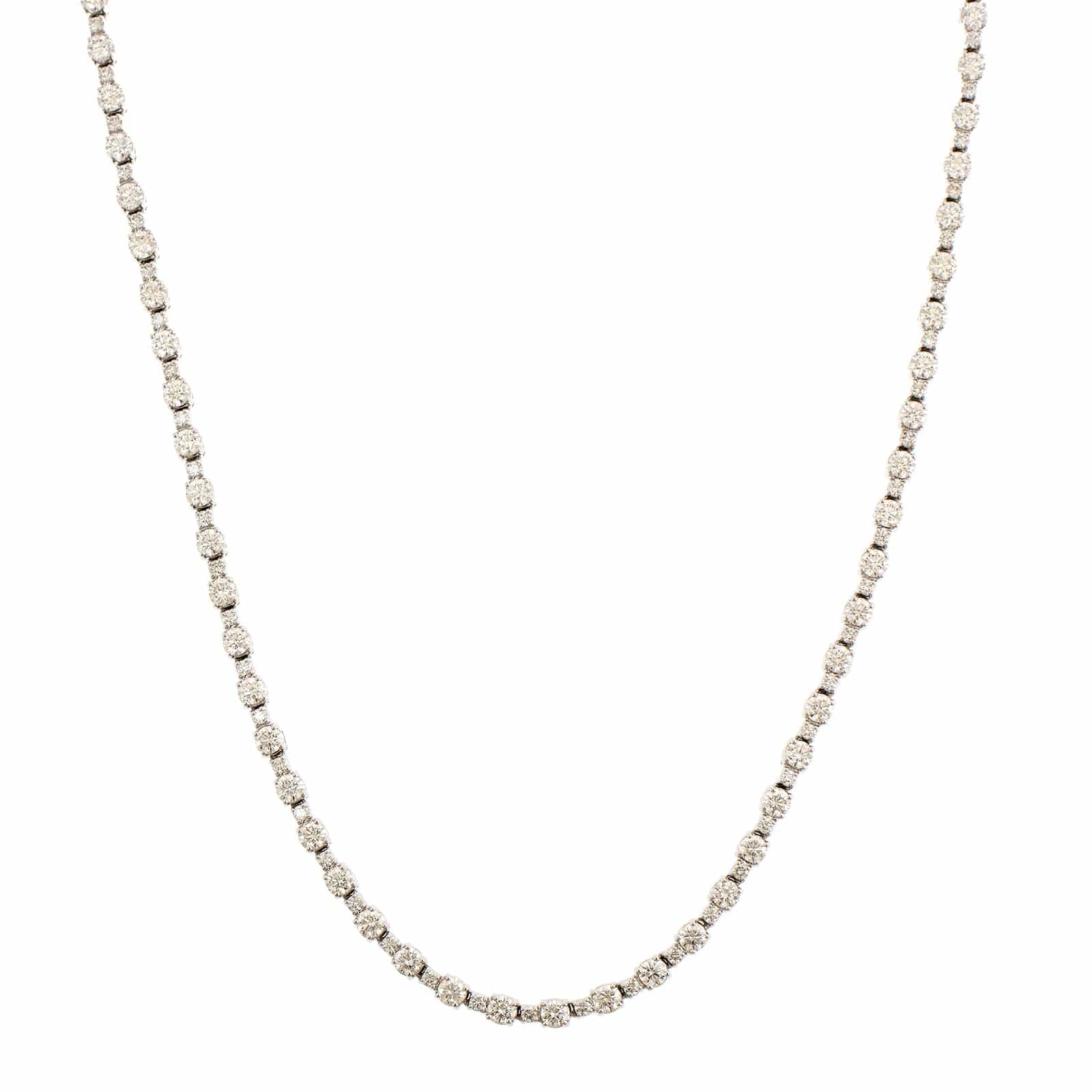 18K White Gold 4 Prong Alternating Diamond Size Necklace