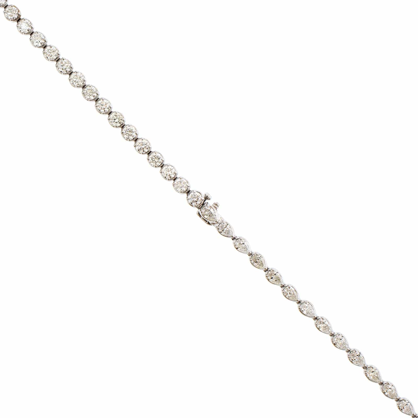 18K White Gold Diamond Lariat Style Necklace - Image 2