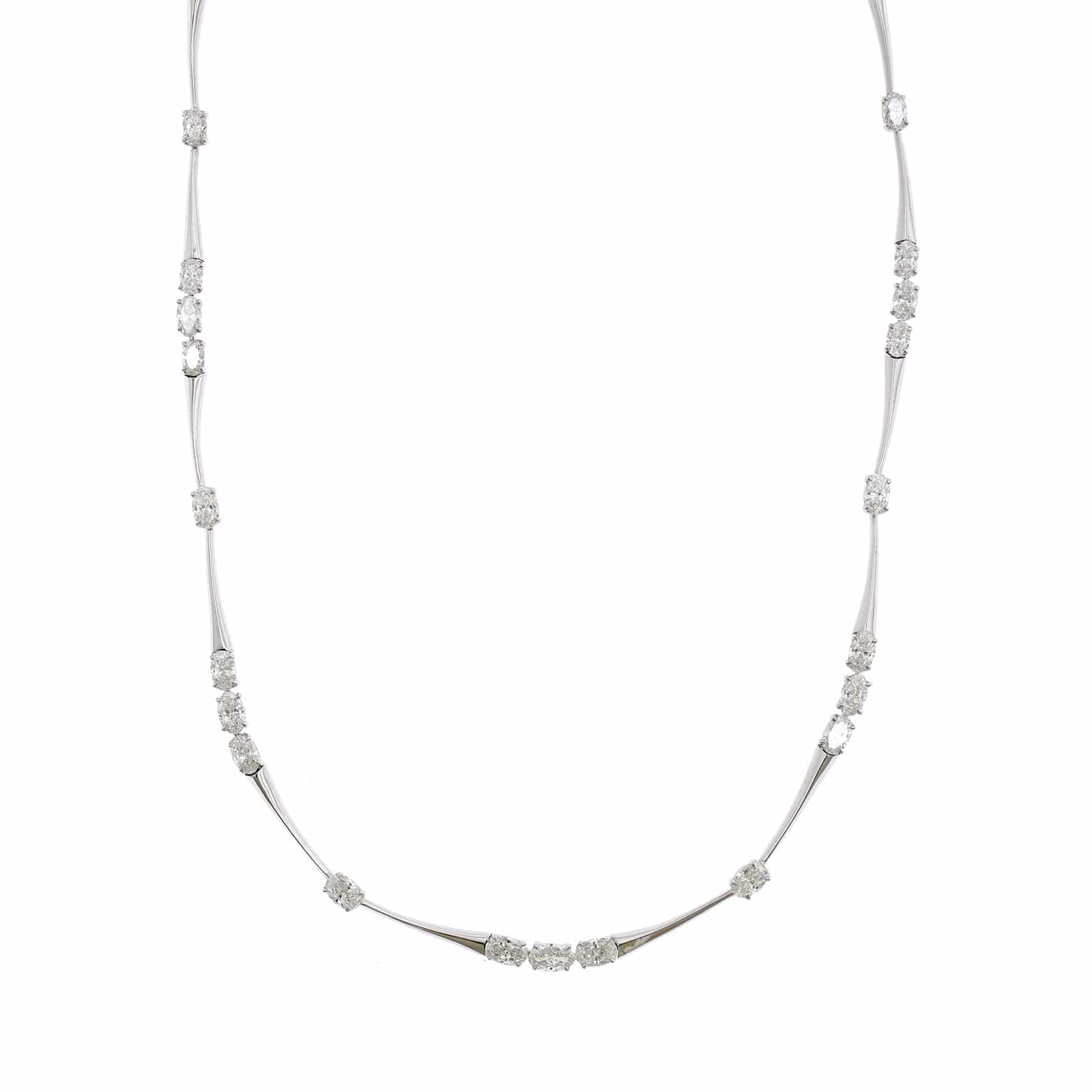 Etho Maria 18K White Gold Oval Diamond Bar Necklace - Image 5