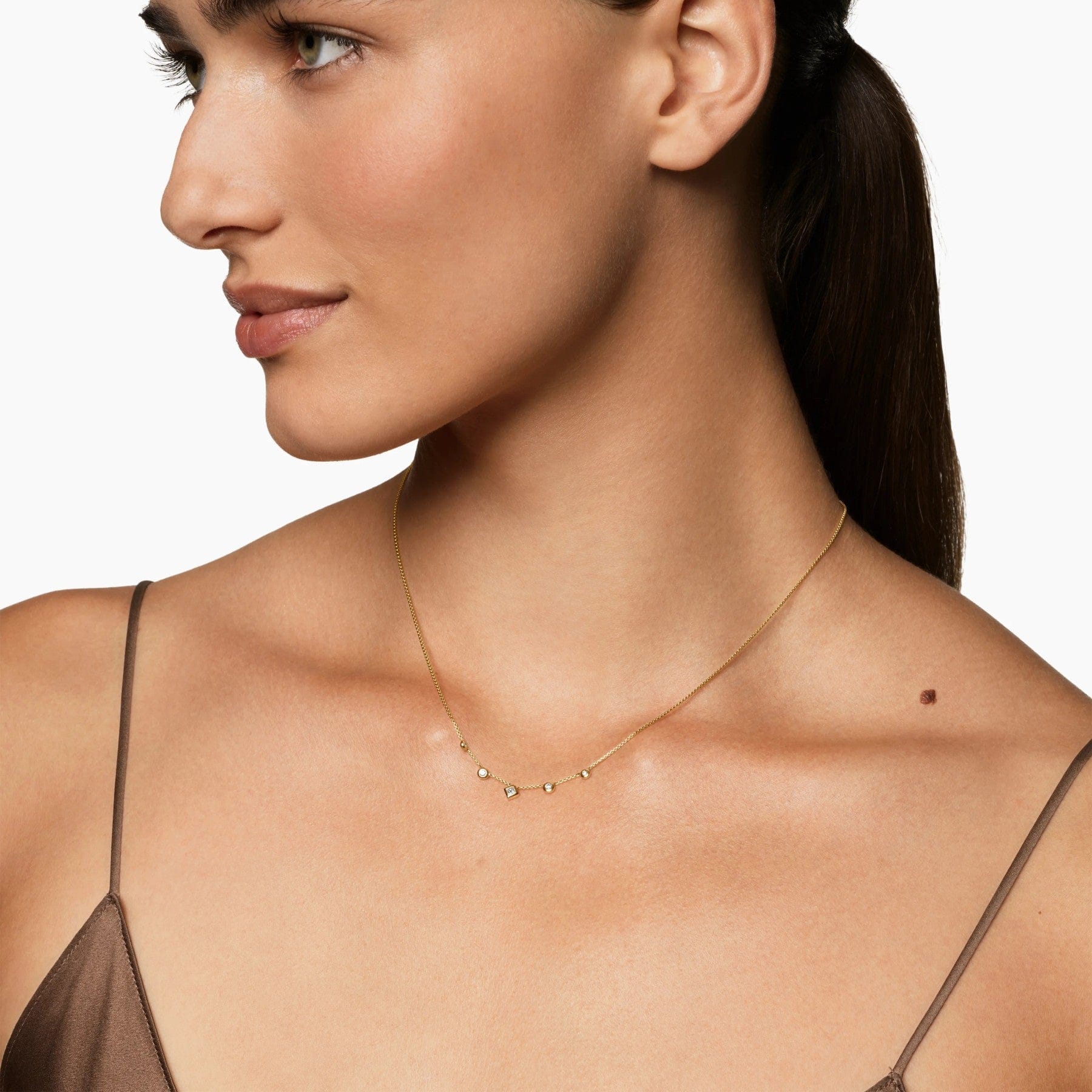 Petite Modern Renaissance® Station Chain Necklace 18K Yellow Gold with Diamonds, 3.4mm - Image 3