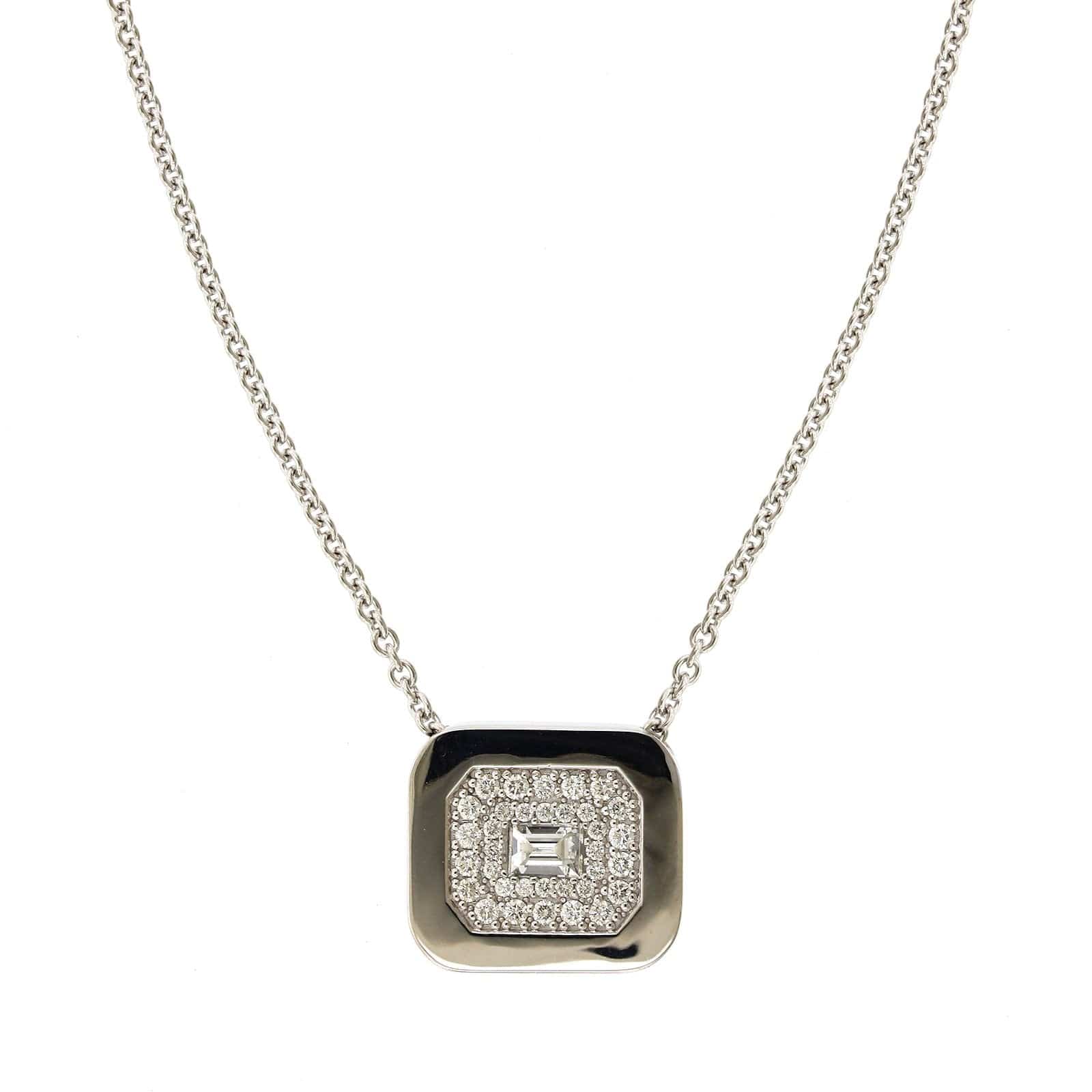 18K White Gold Baguette Cut Diamond Pendant