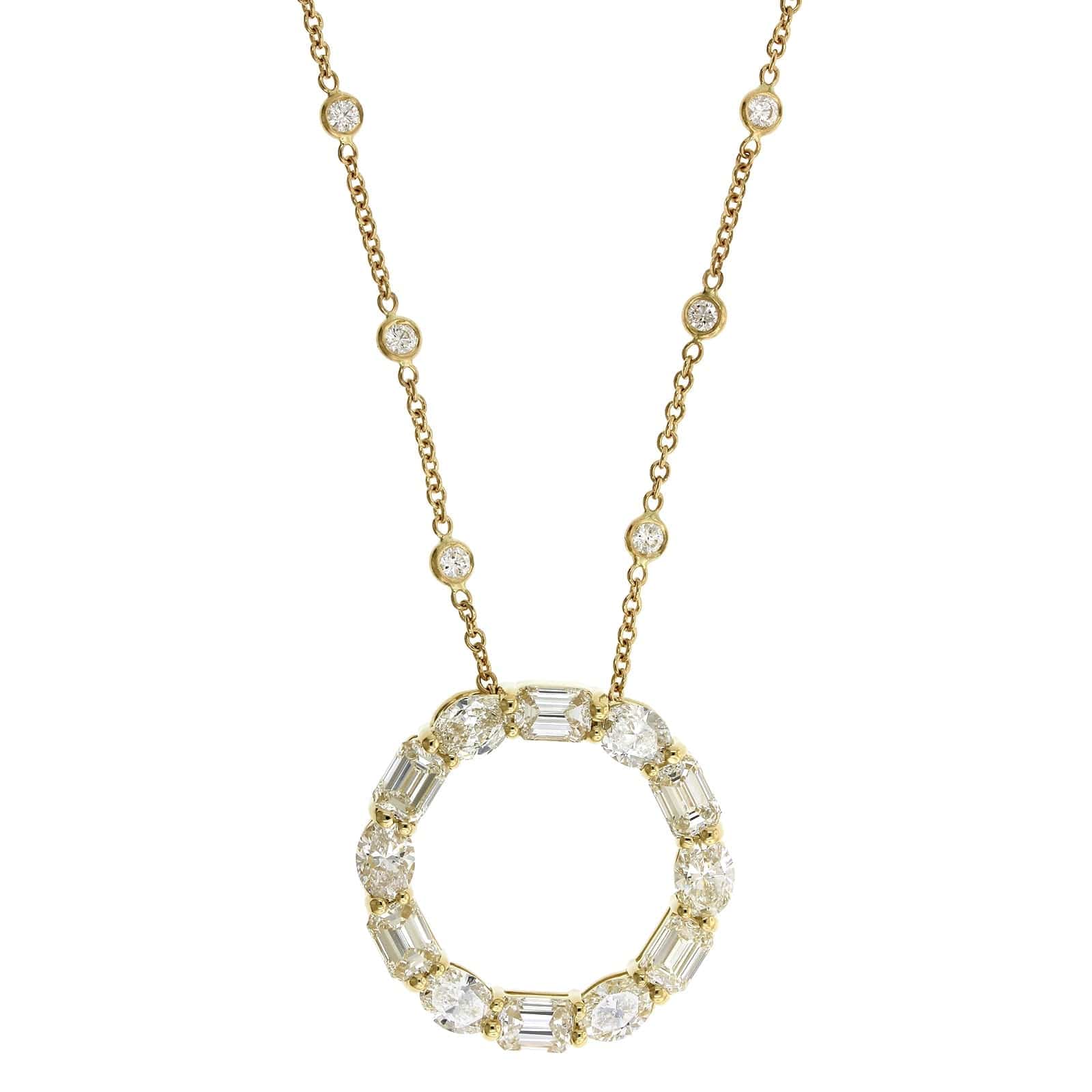18K Yellow Gold Oval and Emerald Diamond Circle Necklace - Image 5