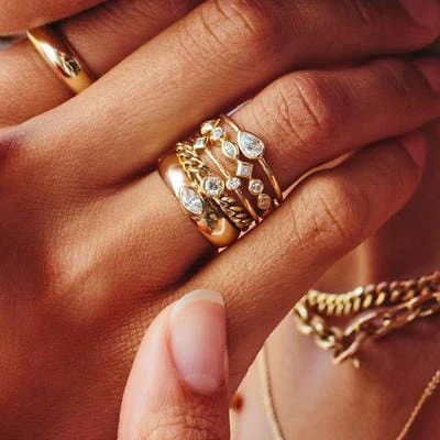 14K Yellow Gold Diamond Ring - Image 2