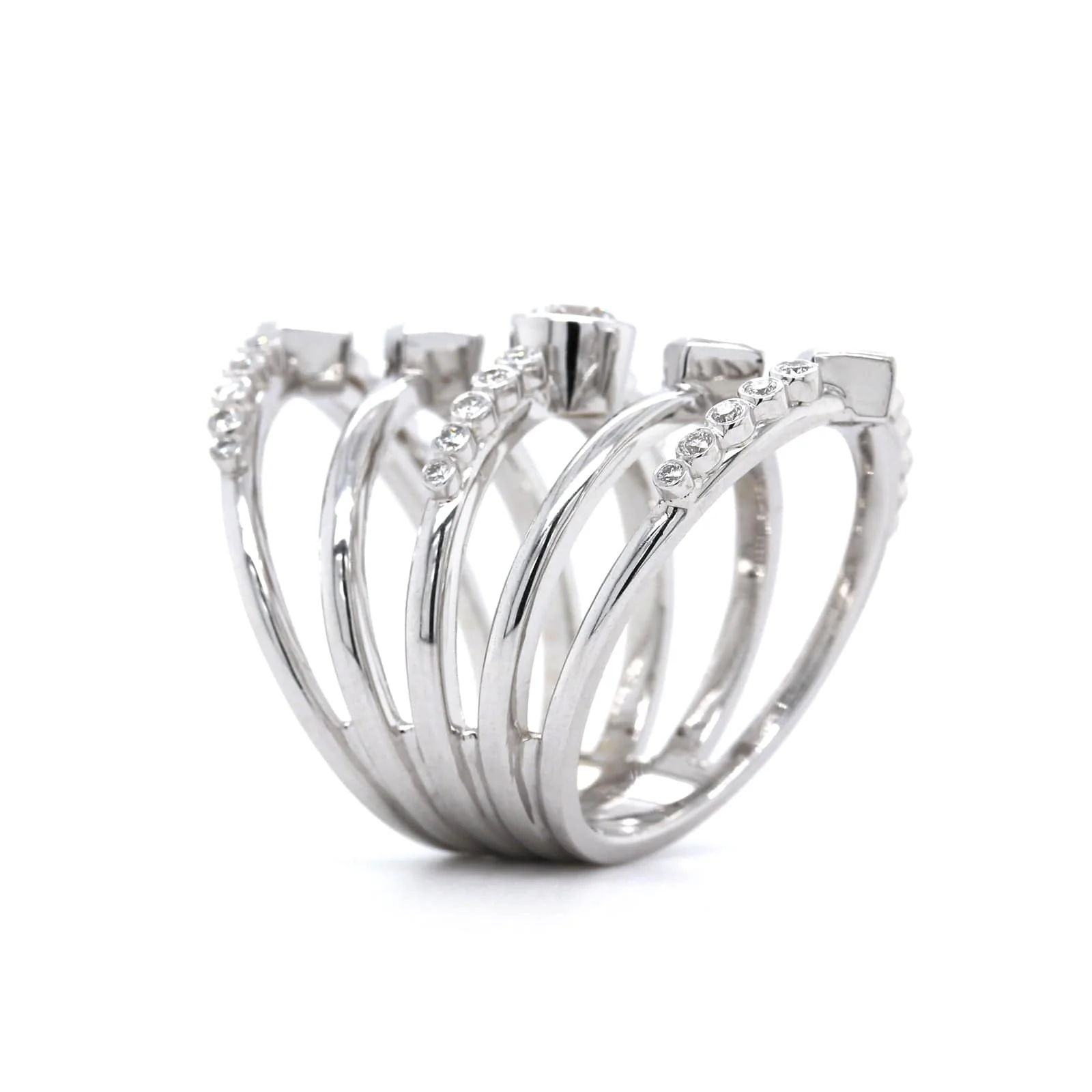 18K White Gold 5 Row Diamond Ring - Image 3