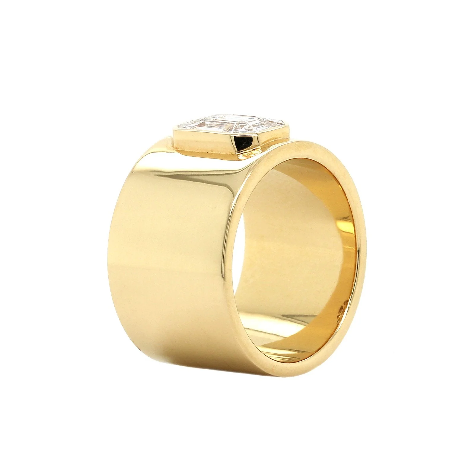 18K Yellow Gold Diamond Cluster Bezel Set Wide Ring - Image 3