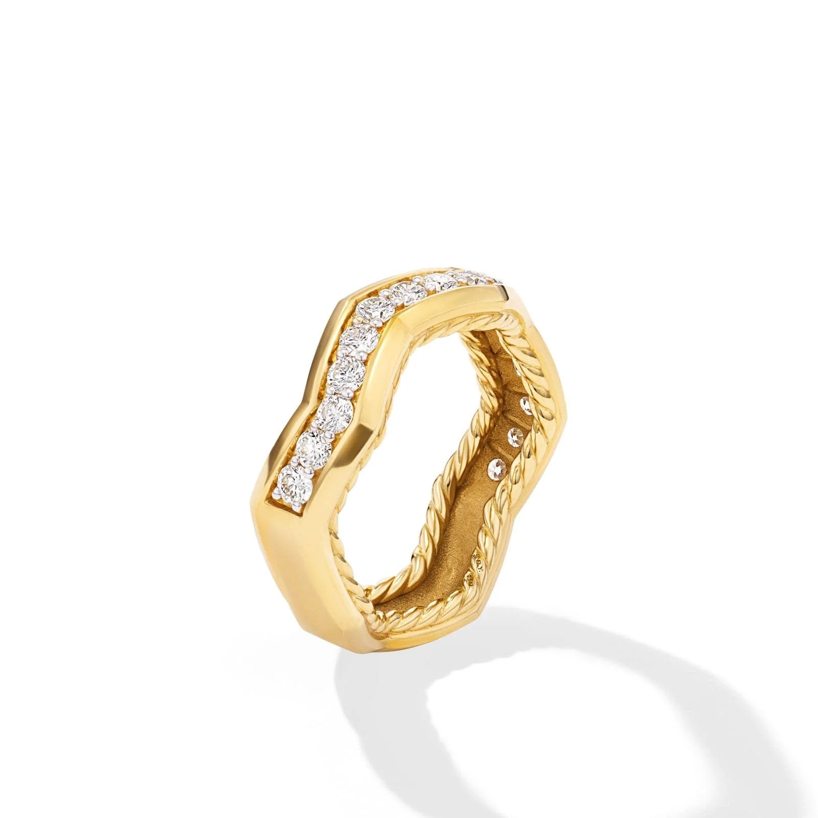 Zig Zag Stax™ Ring in 18K Yellow Gold with Diamonds, 5mm - Image 2
