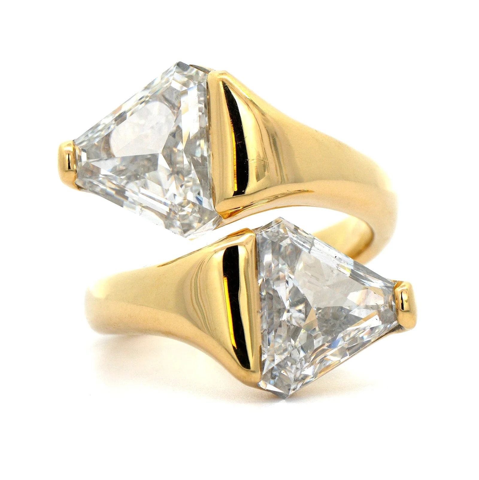 18K Yellow Gold Trillion Diamond Bypass Ring - Image 4