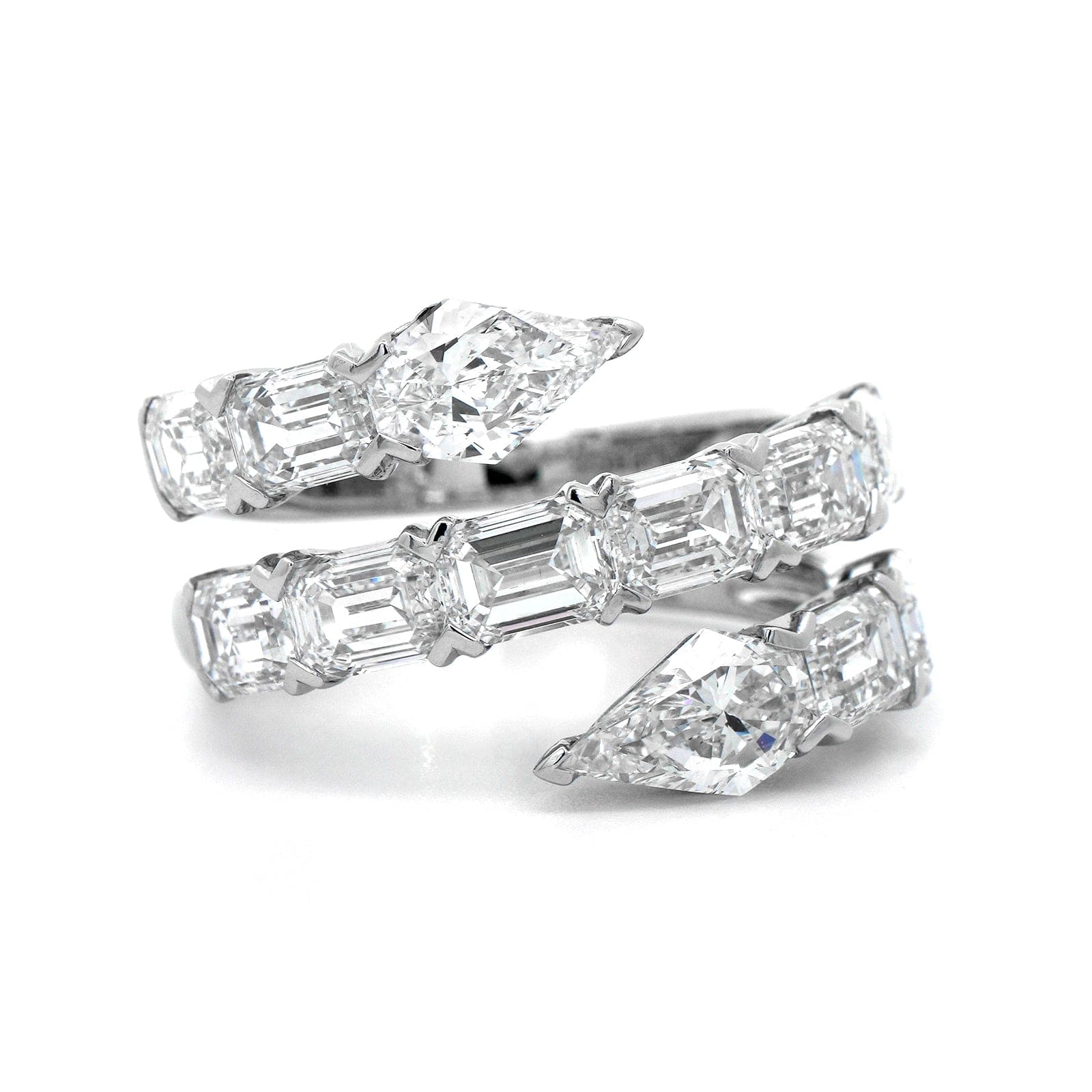 Etho Maria 18K White Gold Diamond Wrap Style Ring - Image 4