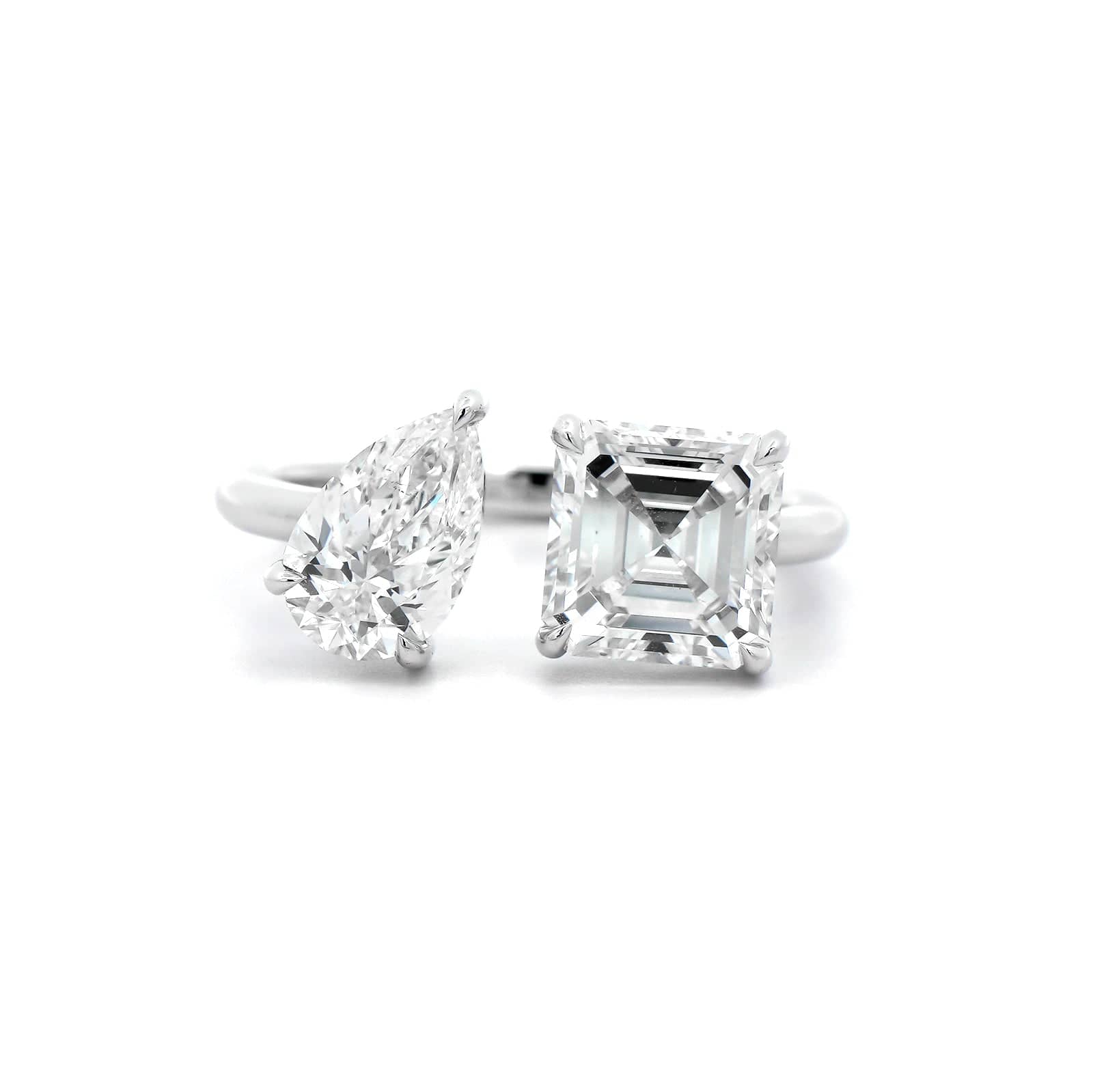 18K White Gold 2 Stone Asscher and Pear Shaped Diamond Ring - Image 5