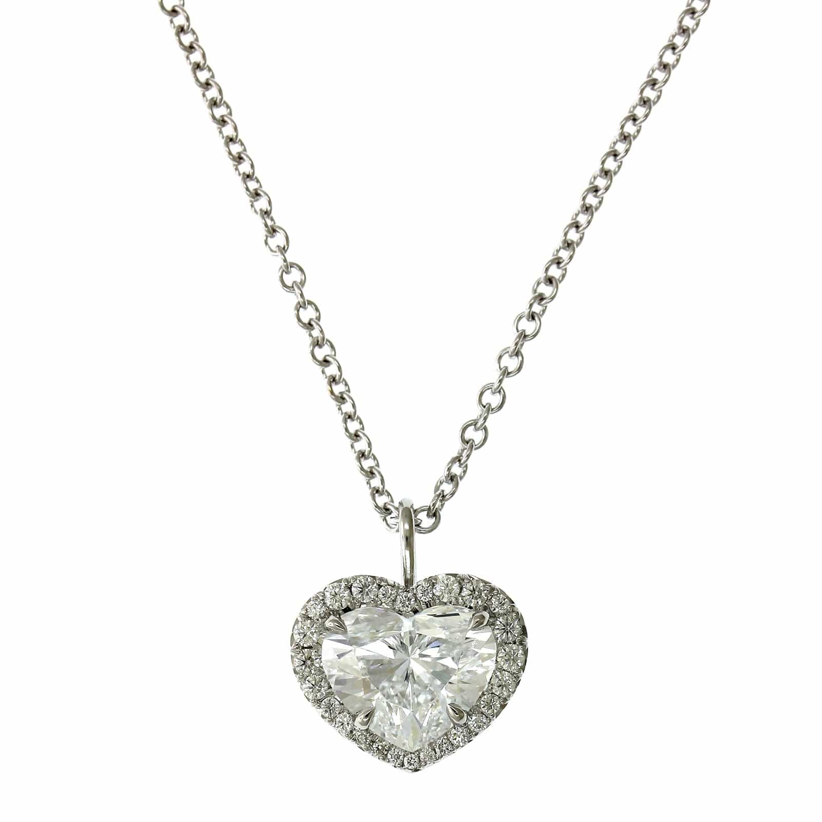 18K White Gold Heart Shape Diamond Halo Pendant - Image 5