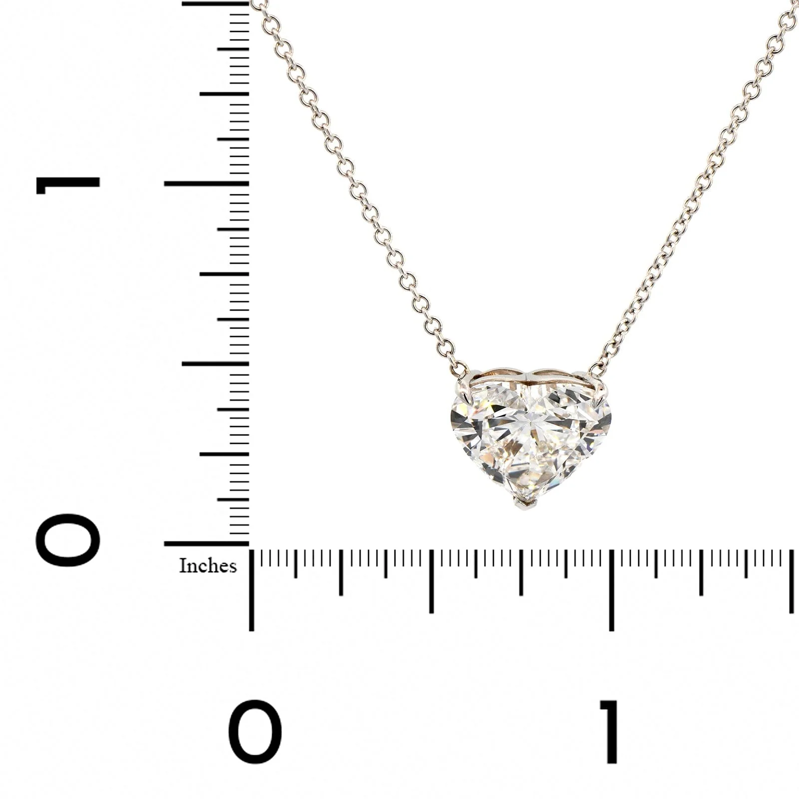 18K White Gold Diamond Heart Pendant Necklace - Image 4