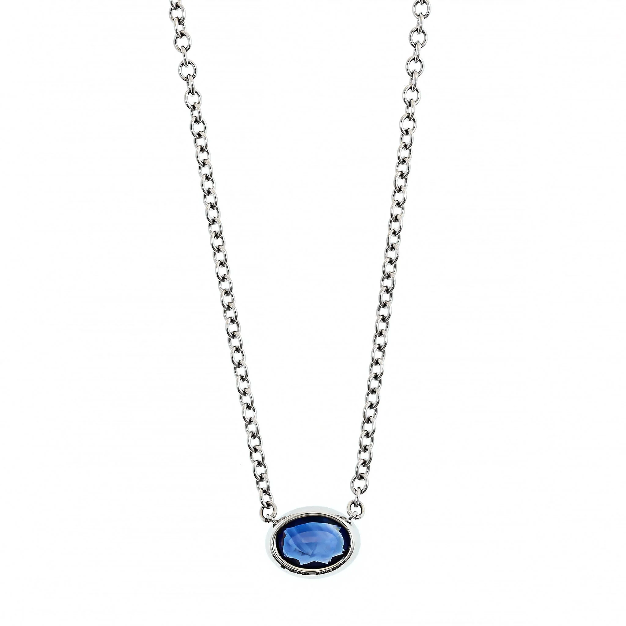 18K White Gold Oval  Blue Sapphire and Diamond Pendant Necklace - Image 2