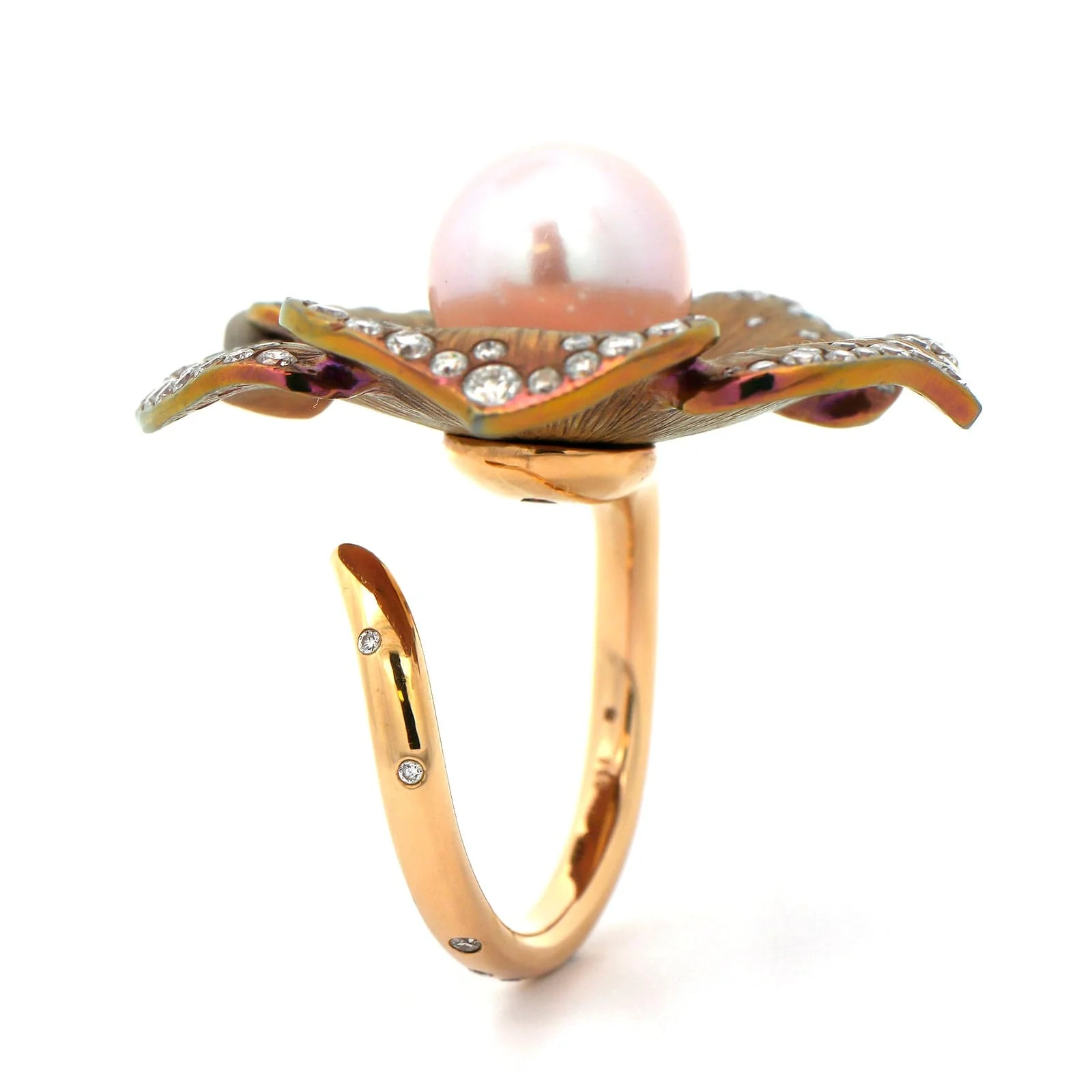Eclat Jewels 14K Rose Gold and Titanium Fresh Water Pearl Diamond Flower Ring - Image 3