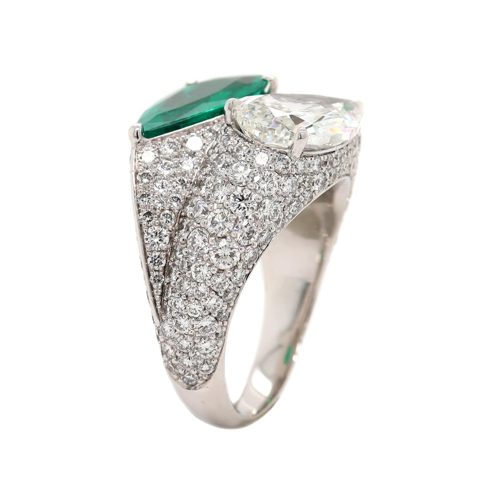 Eclat Jewels 18K White Gold Pear Shaped Emerald and Diamond Ring - Image 2