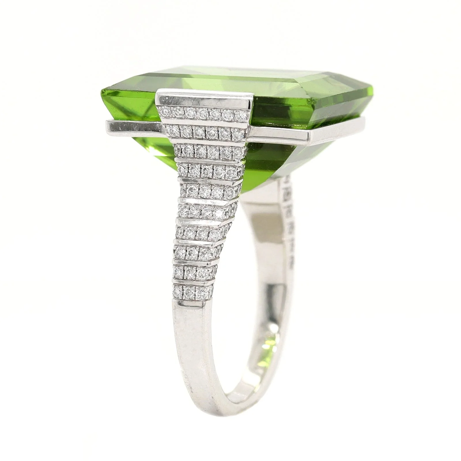 Eclat Jewels Platinum Peridot and Diamond Ring - Image 2