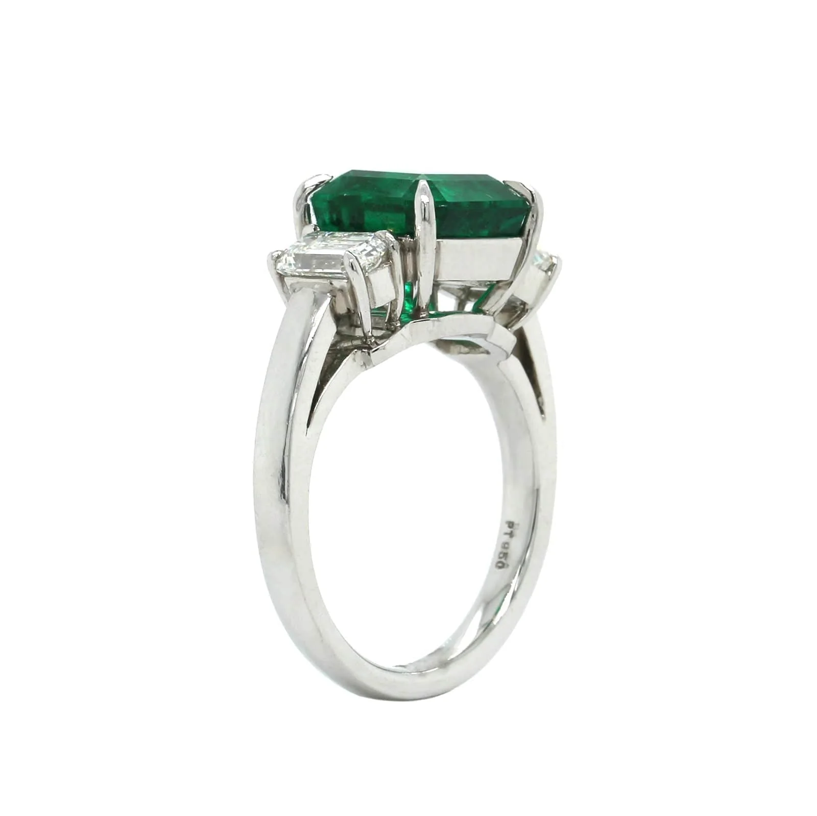 Platinum Emerald Diamond 3 Stone Ring - Image 2