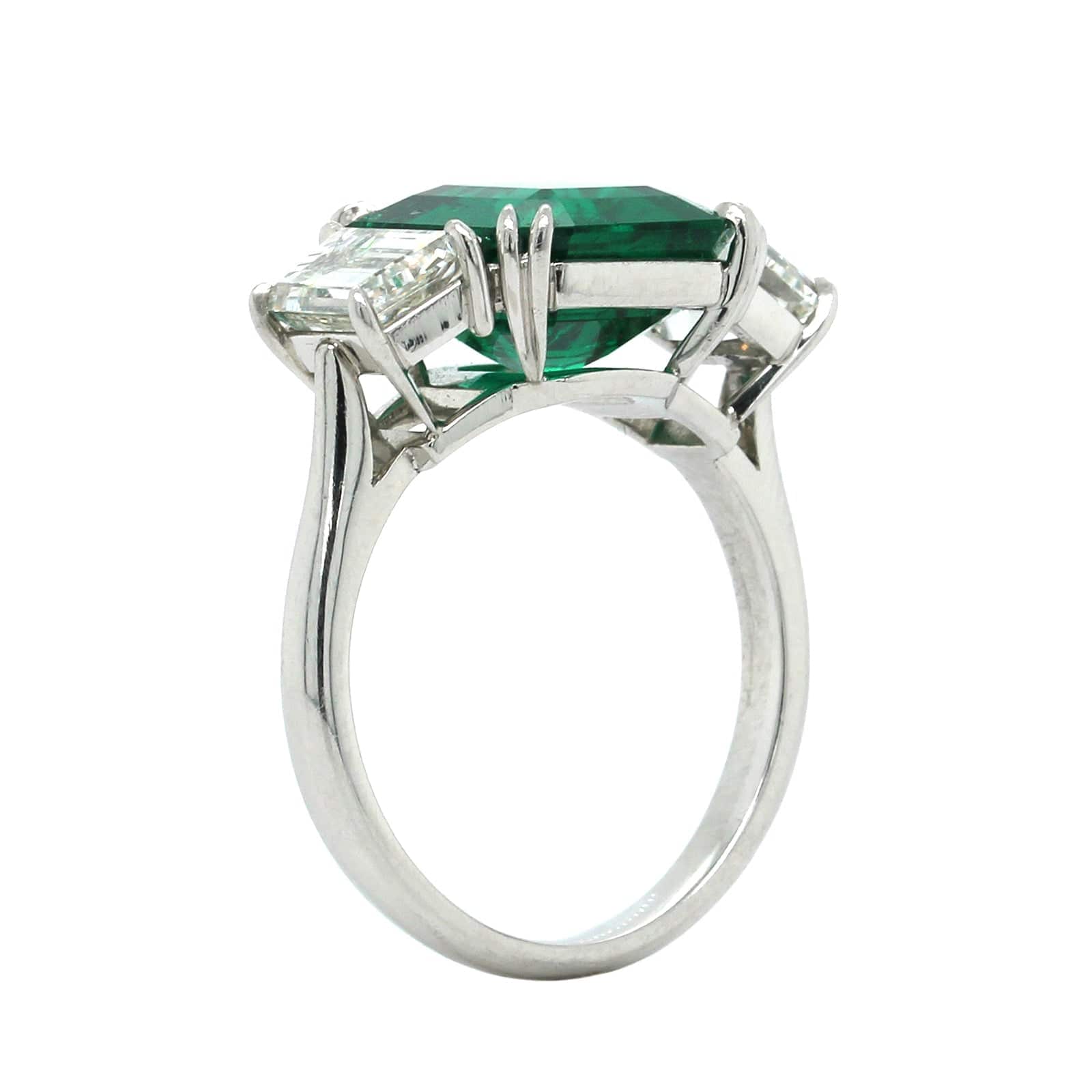 Platinum 3 Stone Emerald and Diamond Ring - Image 2