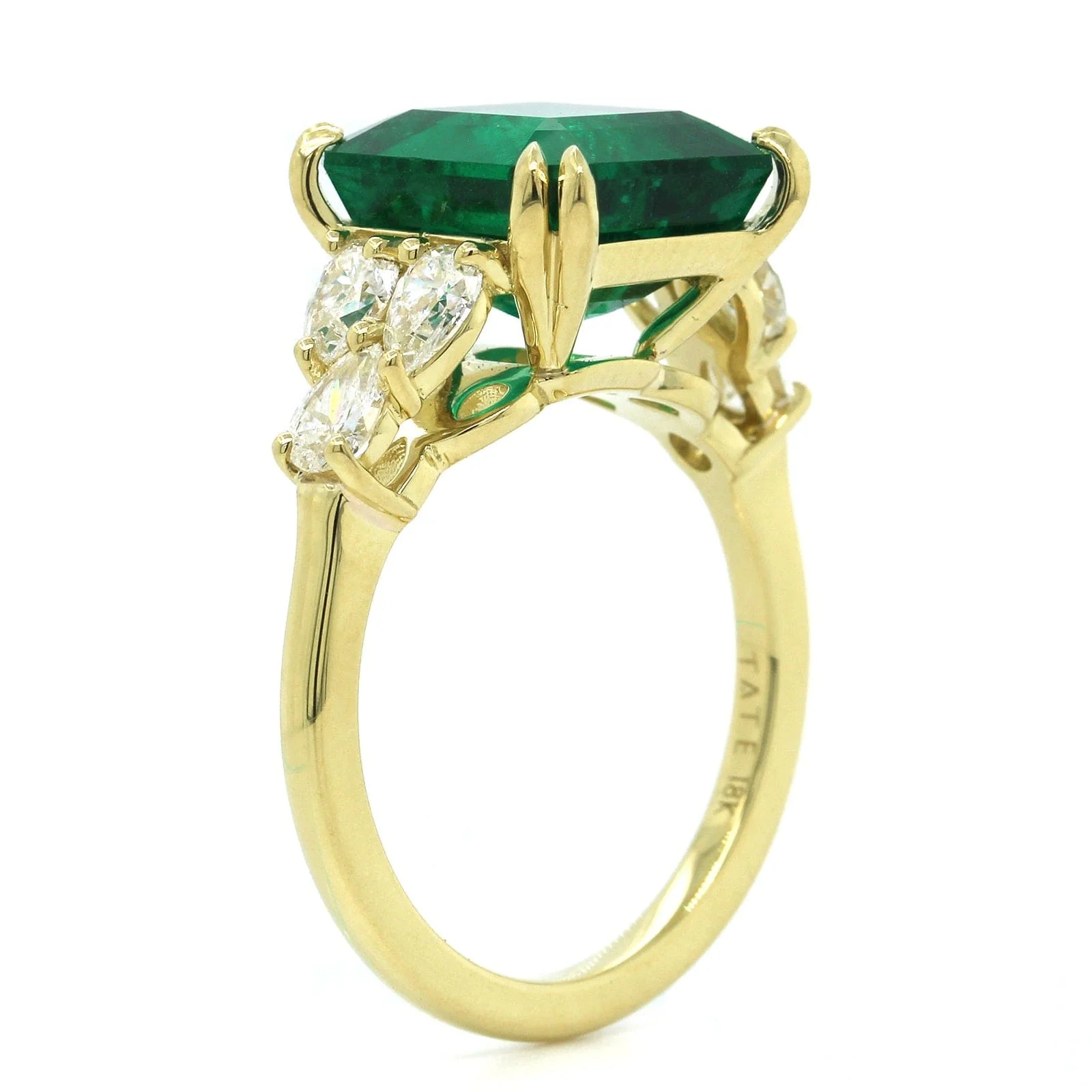 18K Yellow Gold Emerald Diamond Ring - Image 2