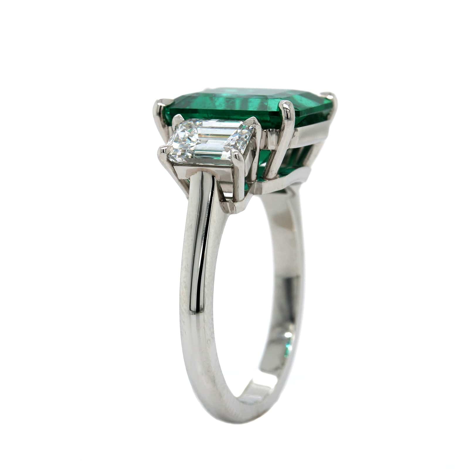 Platinum 3 Stone Emerald and Diamond Ring - Image 2