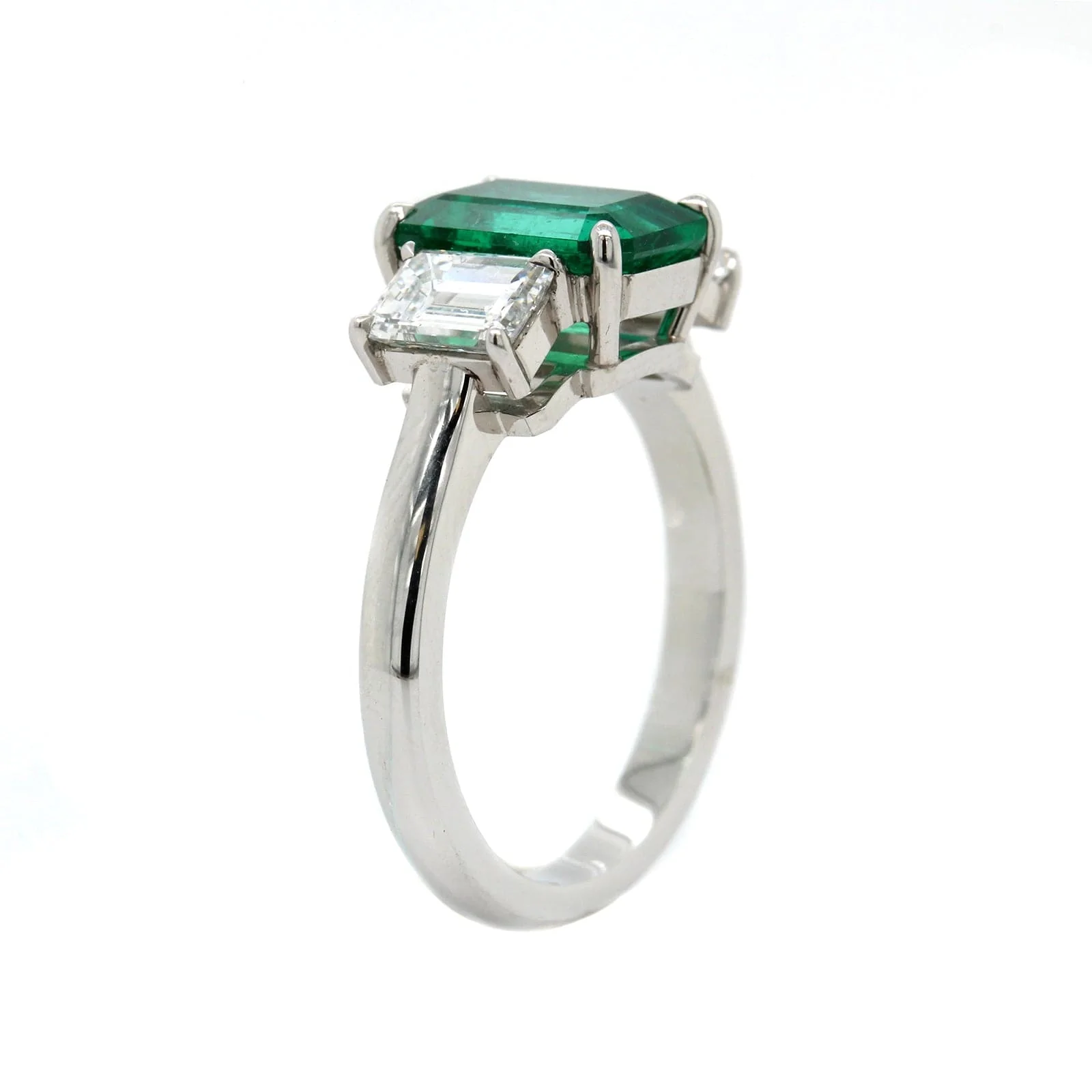 Platinum Emerald and Diamond 3 Stone Ring - Image 2
