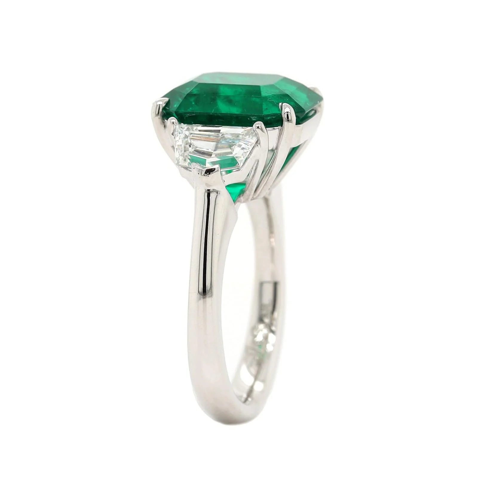 Platinum 3 Stone Emerald and Step Cut Diamond Ring - Image 2