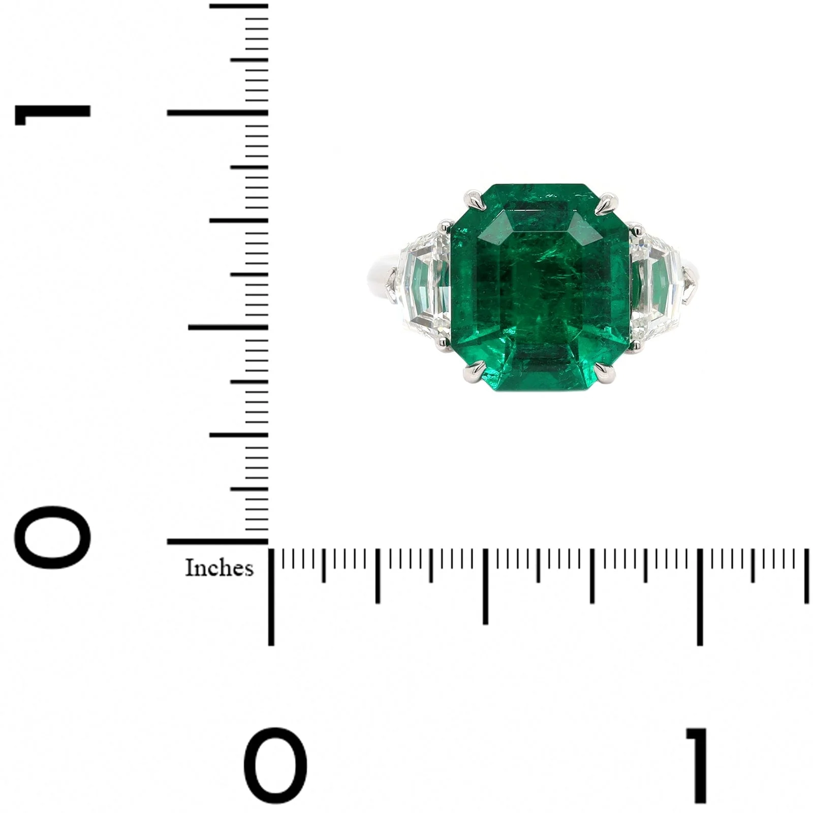 Platinum 3 Stone Emerald and Step Cut Diamond Ring - Image 4