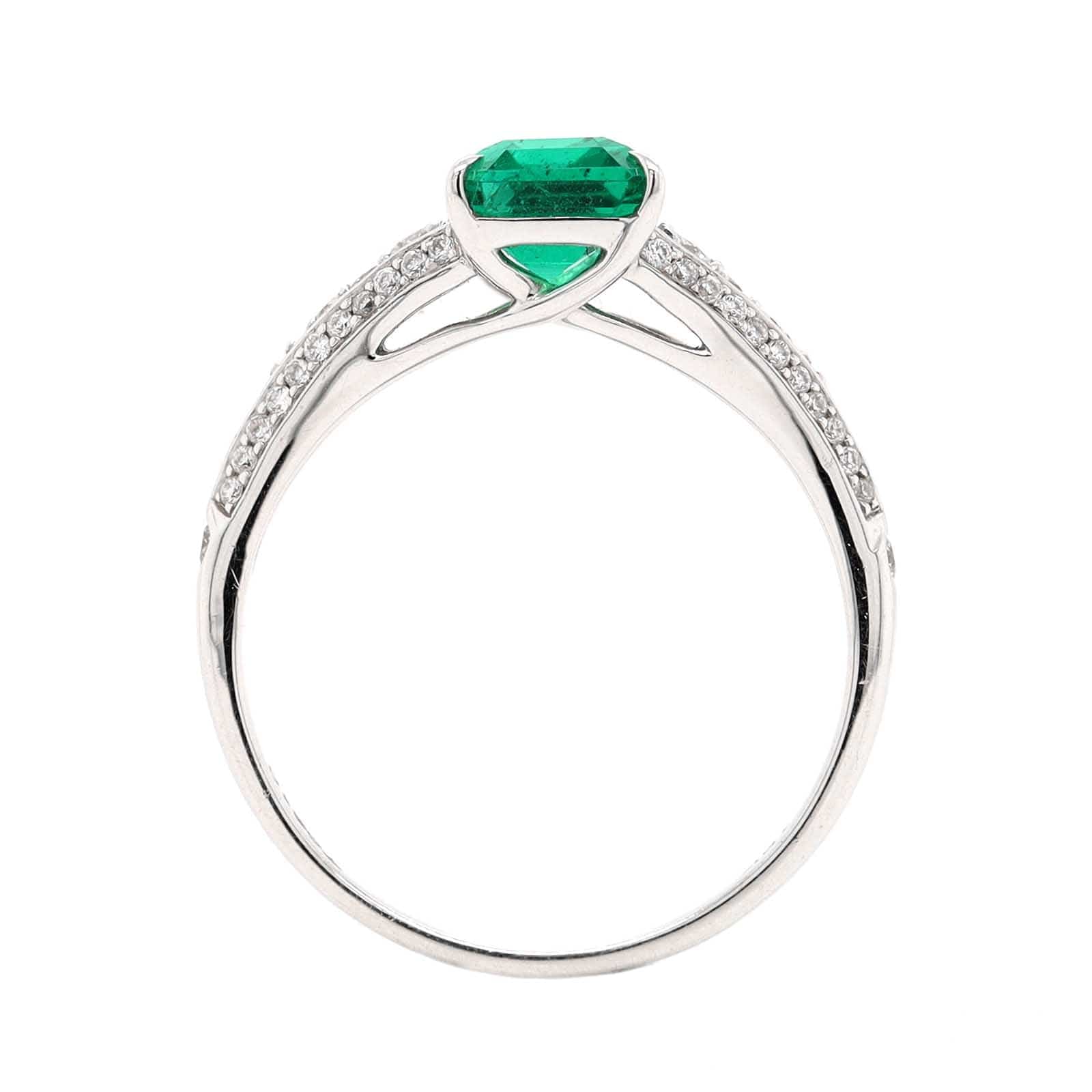 18K White Gold Emerald and Pave Diamond Shank Ring - Image 3