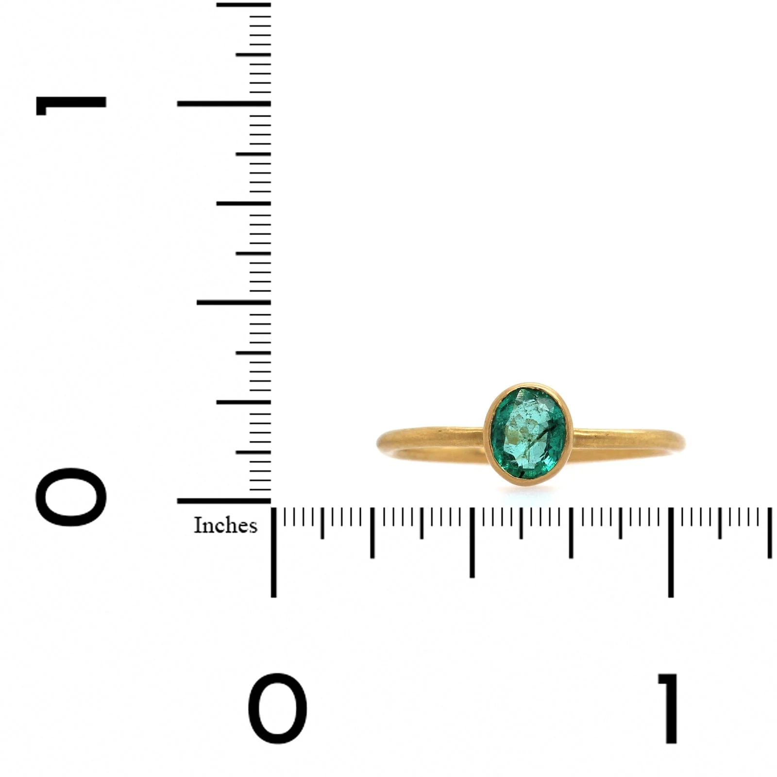 18K Yellow Gold Baguette Emerald Bezel Set Ring - Image 3