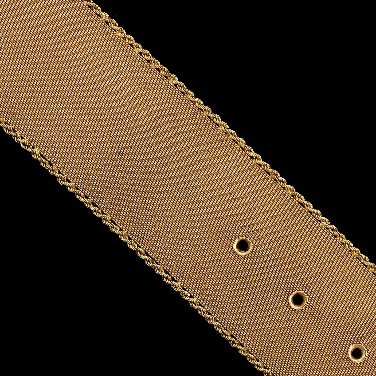18K Yellow Gold Estate Buckle Bracelet - Image 2