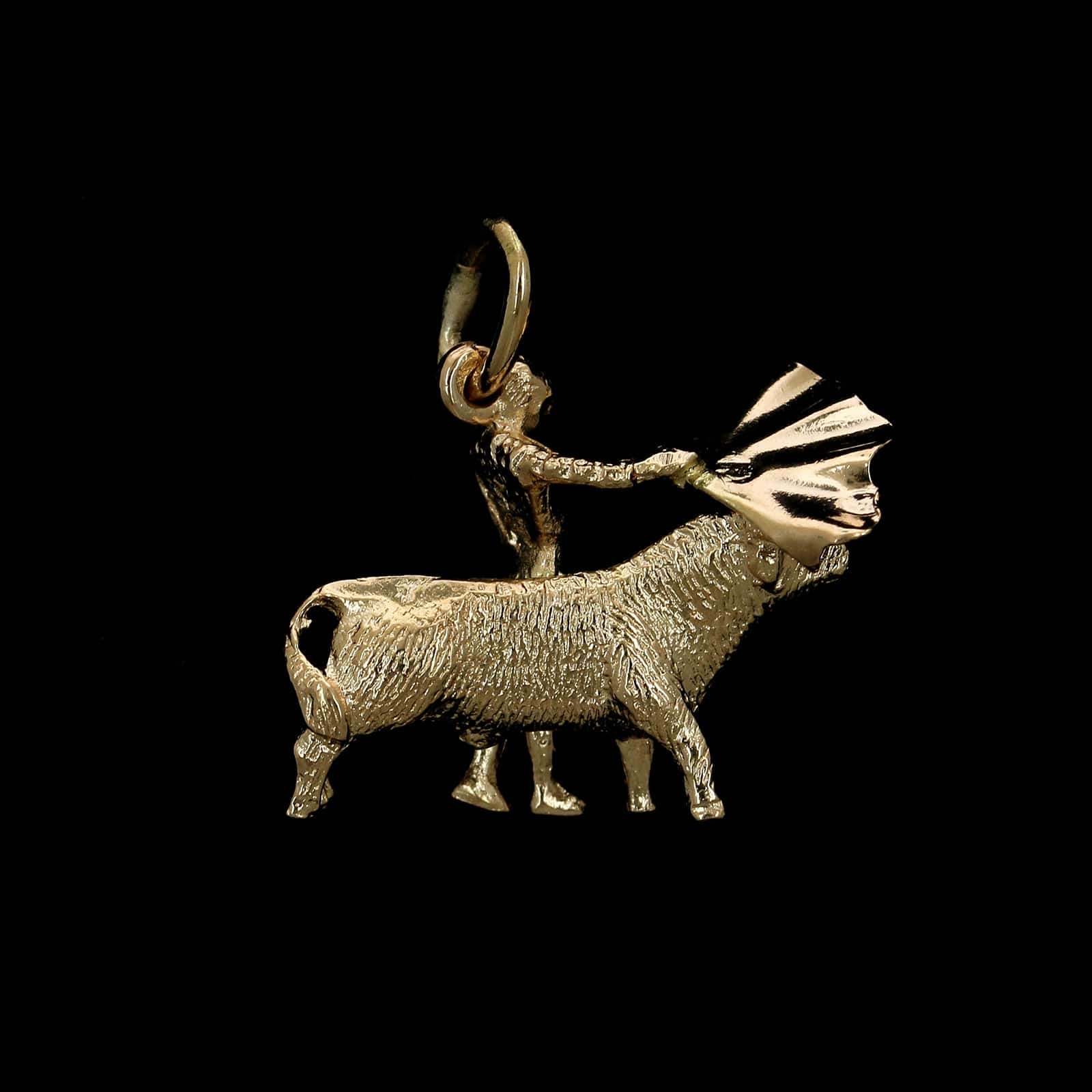 18K Yellow Gold Estate Matador and Bull Charm - Image 2