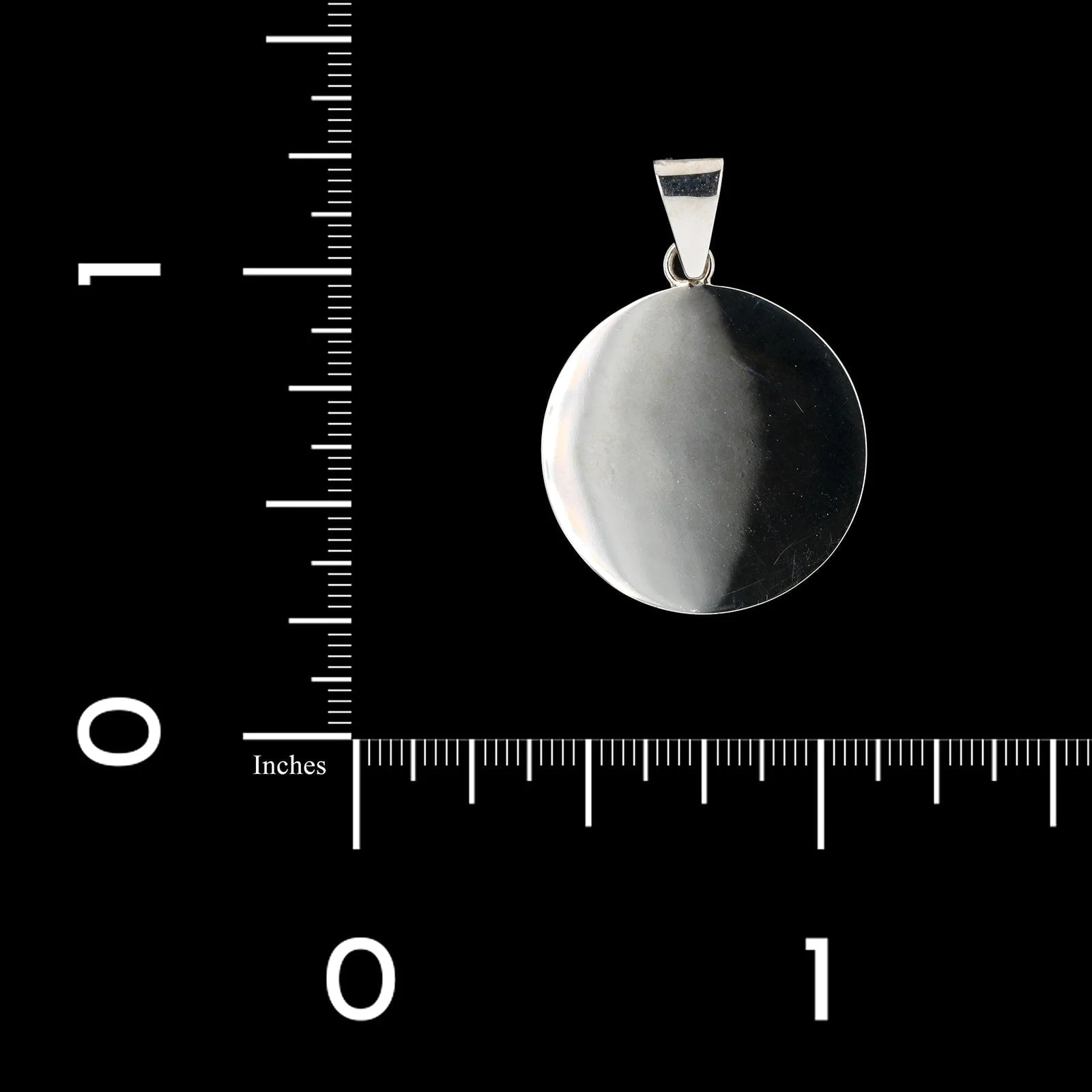 18K White Gold Estate Round Disc Charm - Image 2