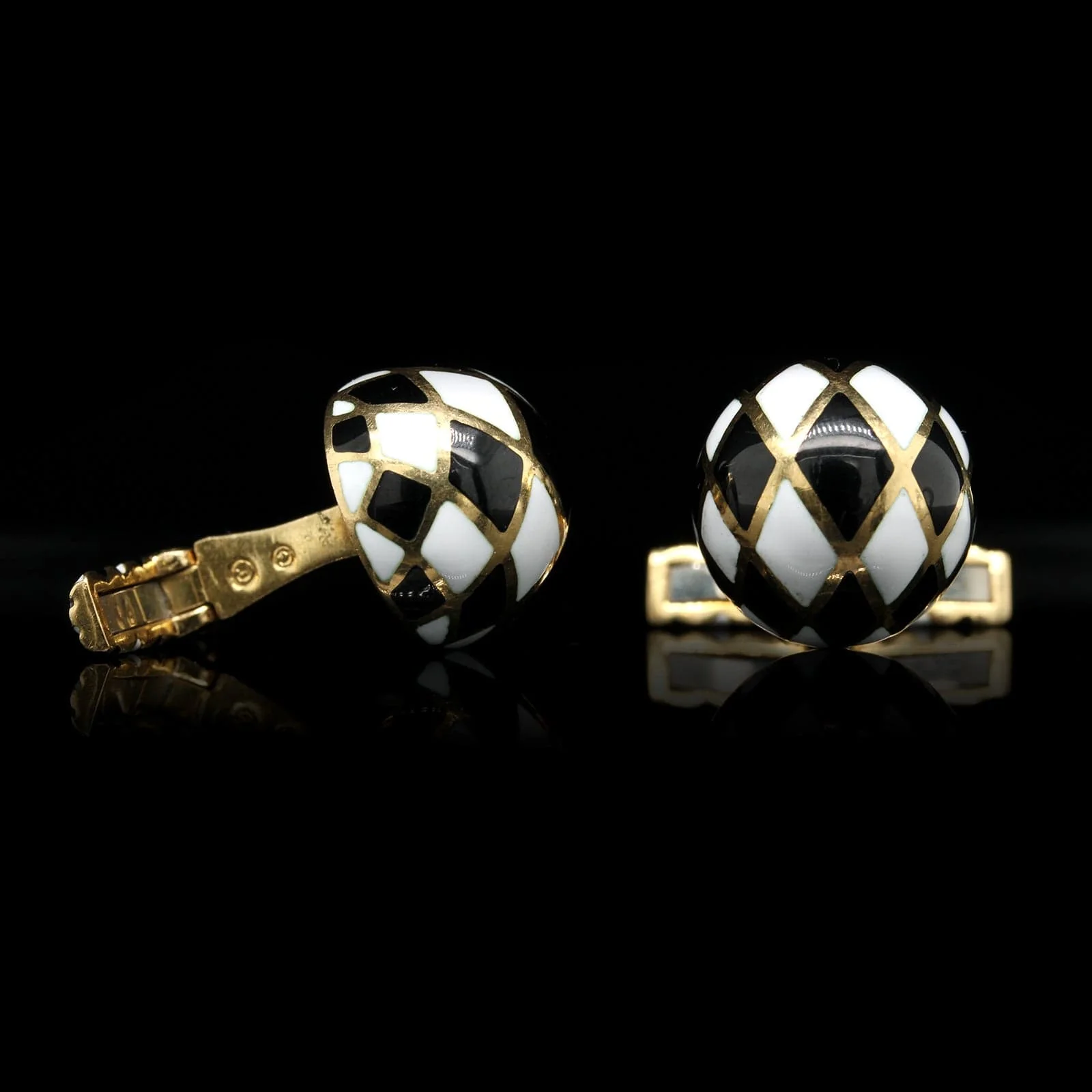 David Webb 18K Yellow Gold Estate Harlequin Enamel Cufflinks