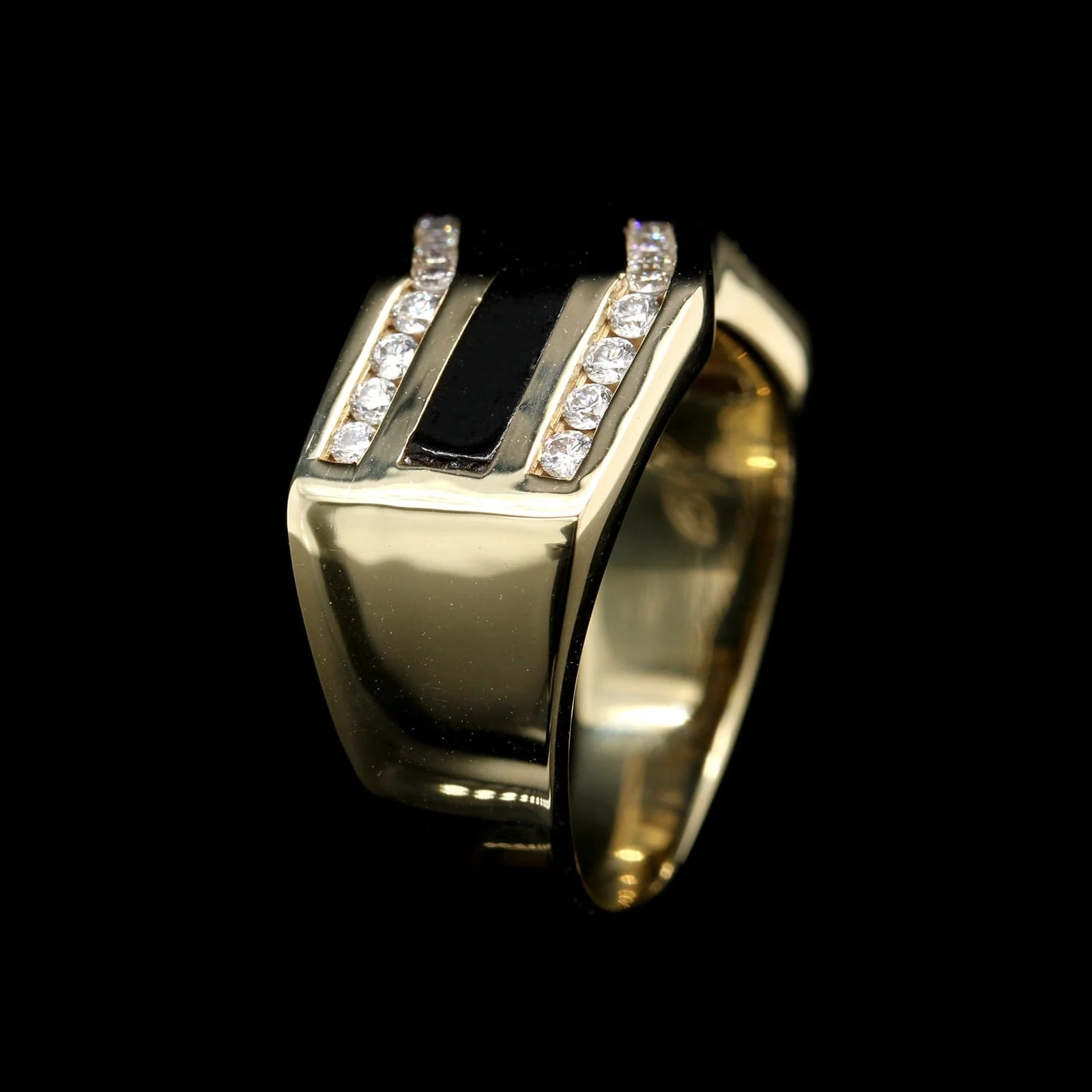 Bernard Passman 18K Yellow Gold Estate Black Coral and Diamond Ring - Image 2