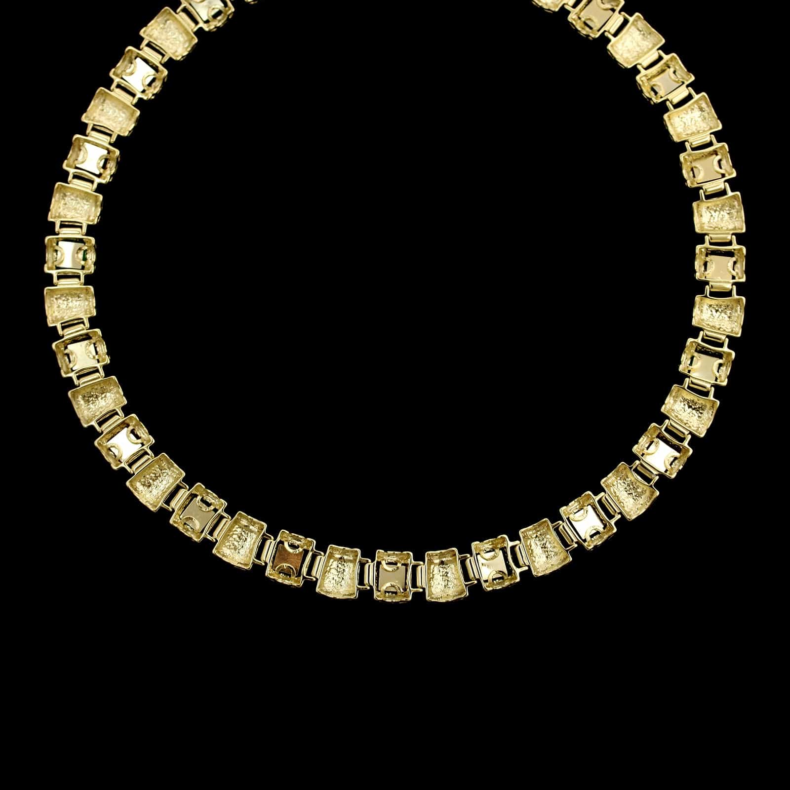 14K Yellow Gold Estate Hardstone Necklace - Image 2