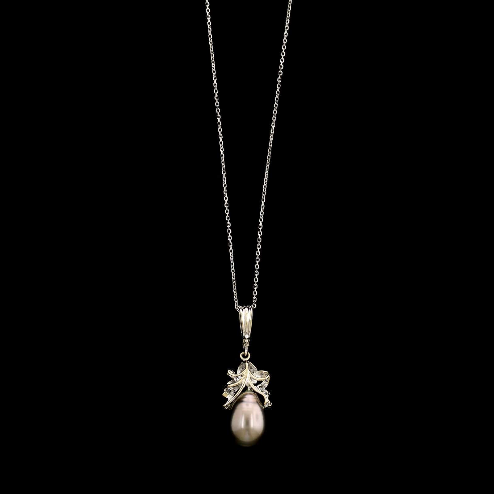14K White Gold Estate Tahitian Pearl and Diamond Pendant Necklace - Image 2