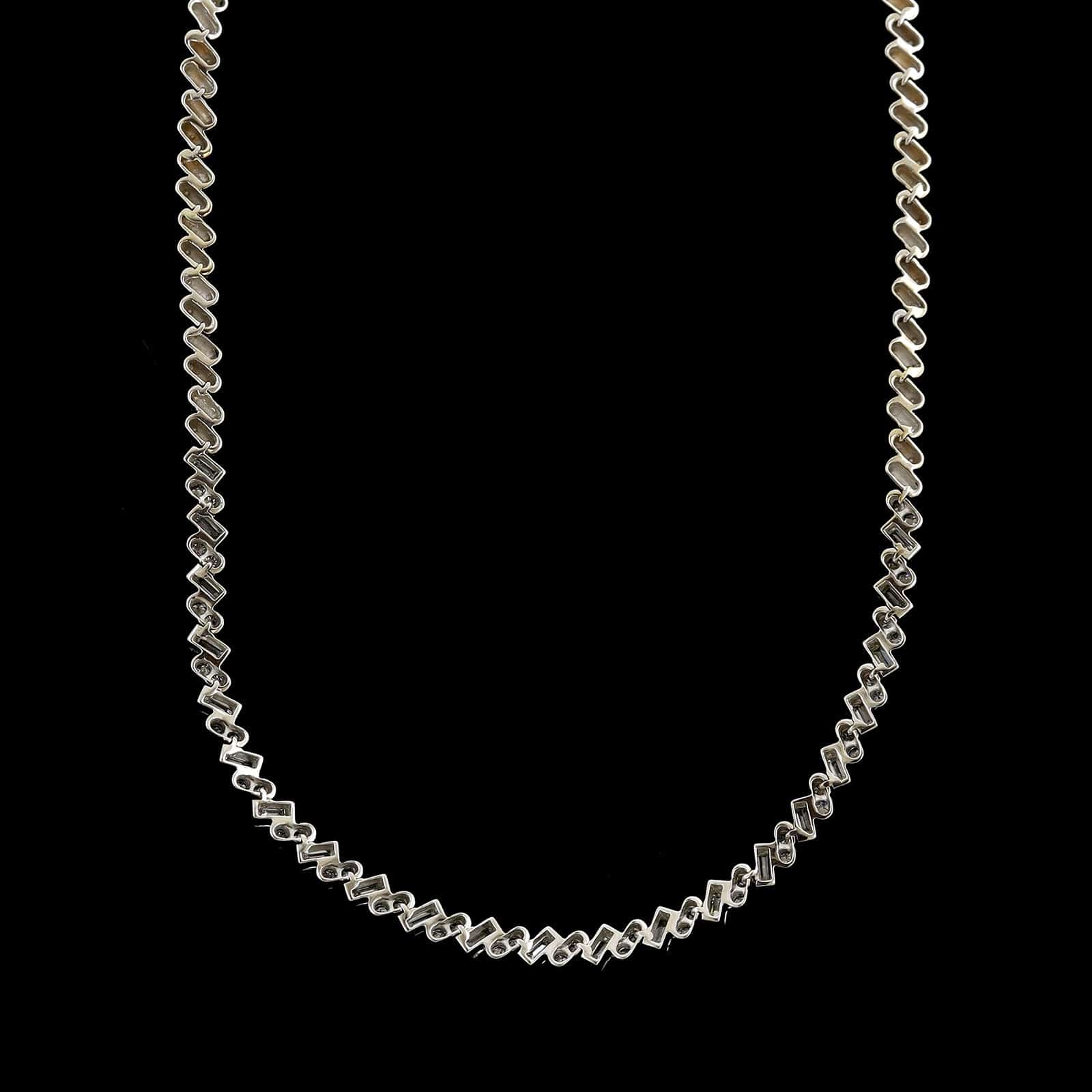 18K White Gold Estate Diamond Necklace - Image 2