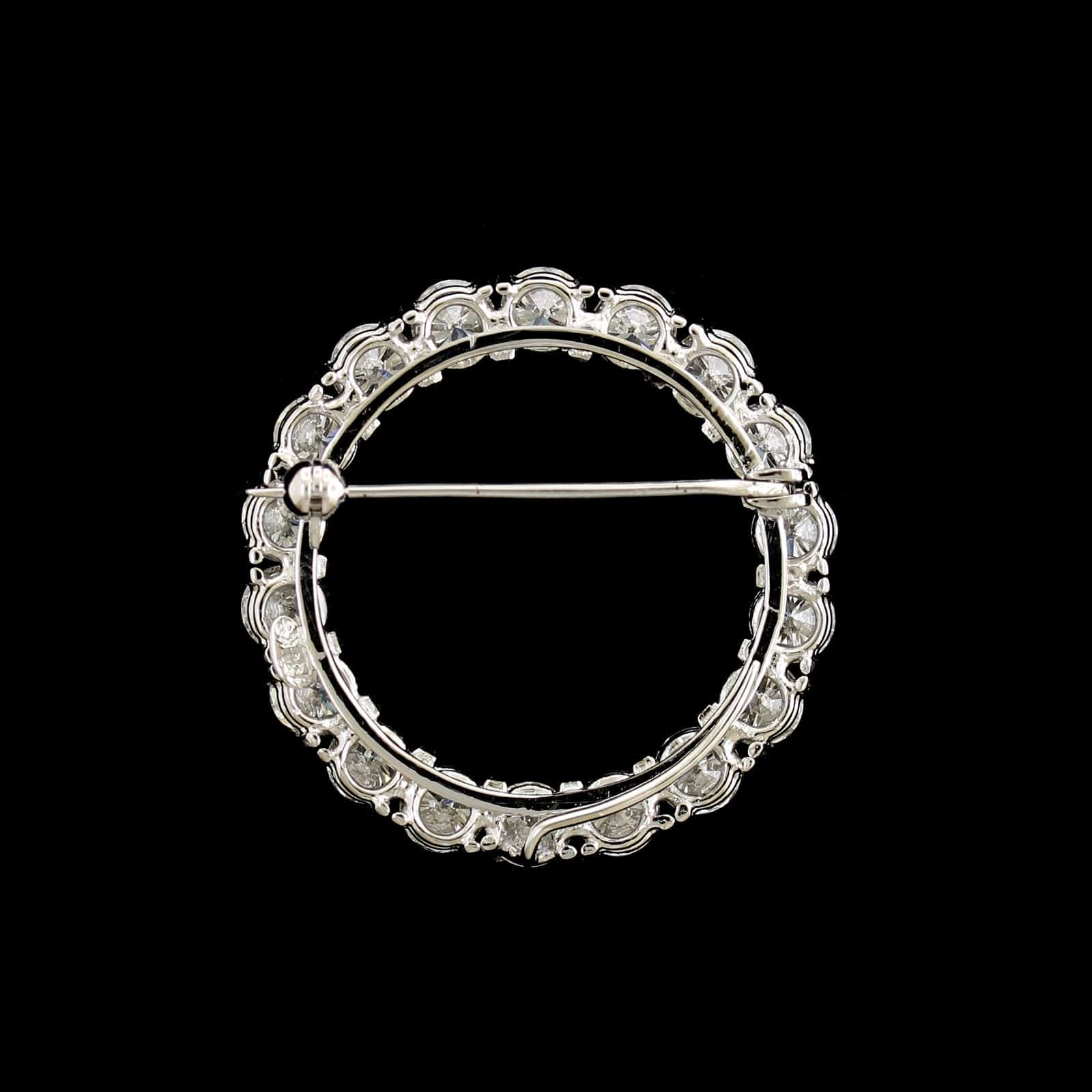 18K White Gold Estate Diamond Circle Pin - Image 2