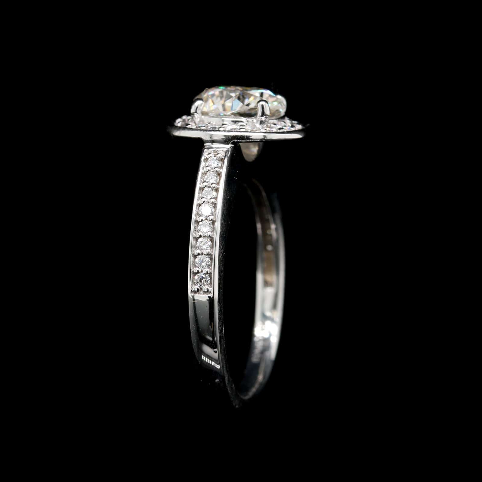 18K White Gold Estate Diamond Halo Engagement Ring - Image 2