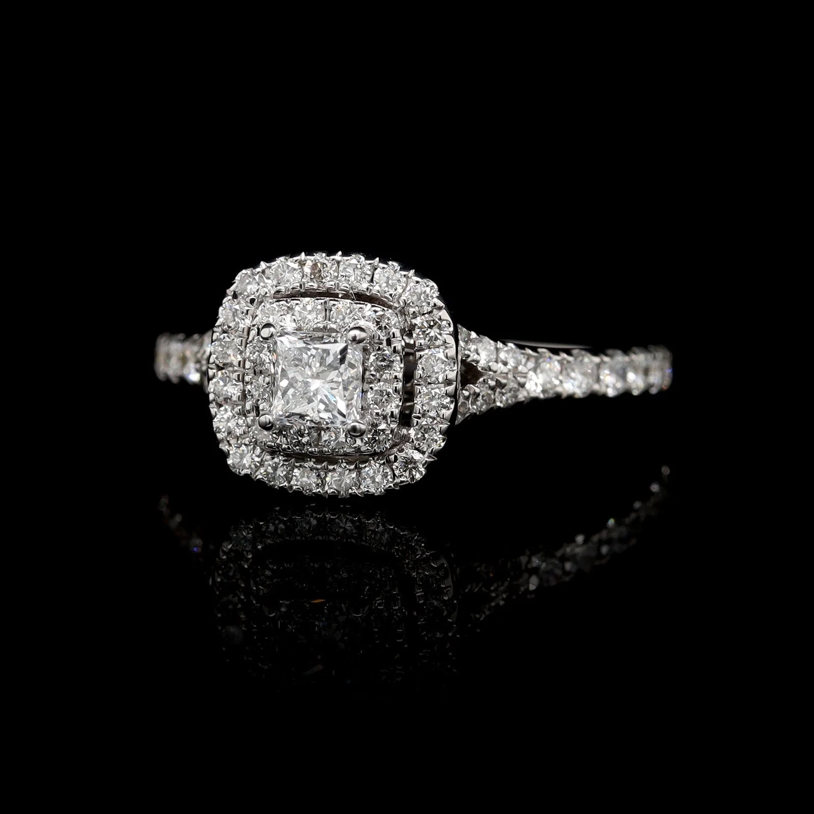 14K White Gold Estate Diamond Halo Engagement Ring