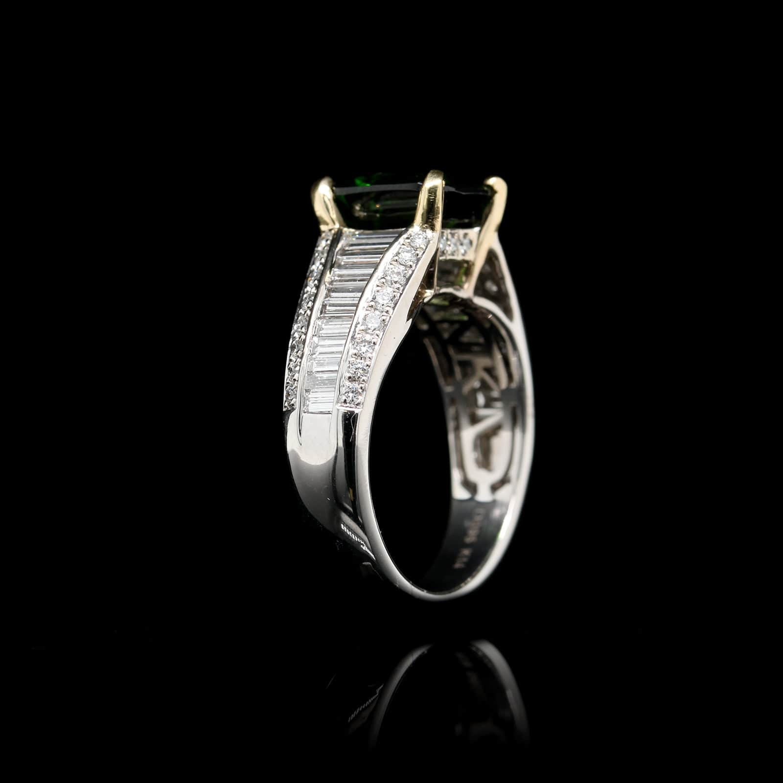 14K White Gold Estate Chrome Diopside and Diamond Ring - Image 3